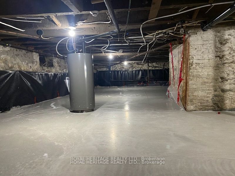 32 King Street Property Photo 35