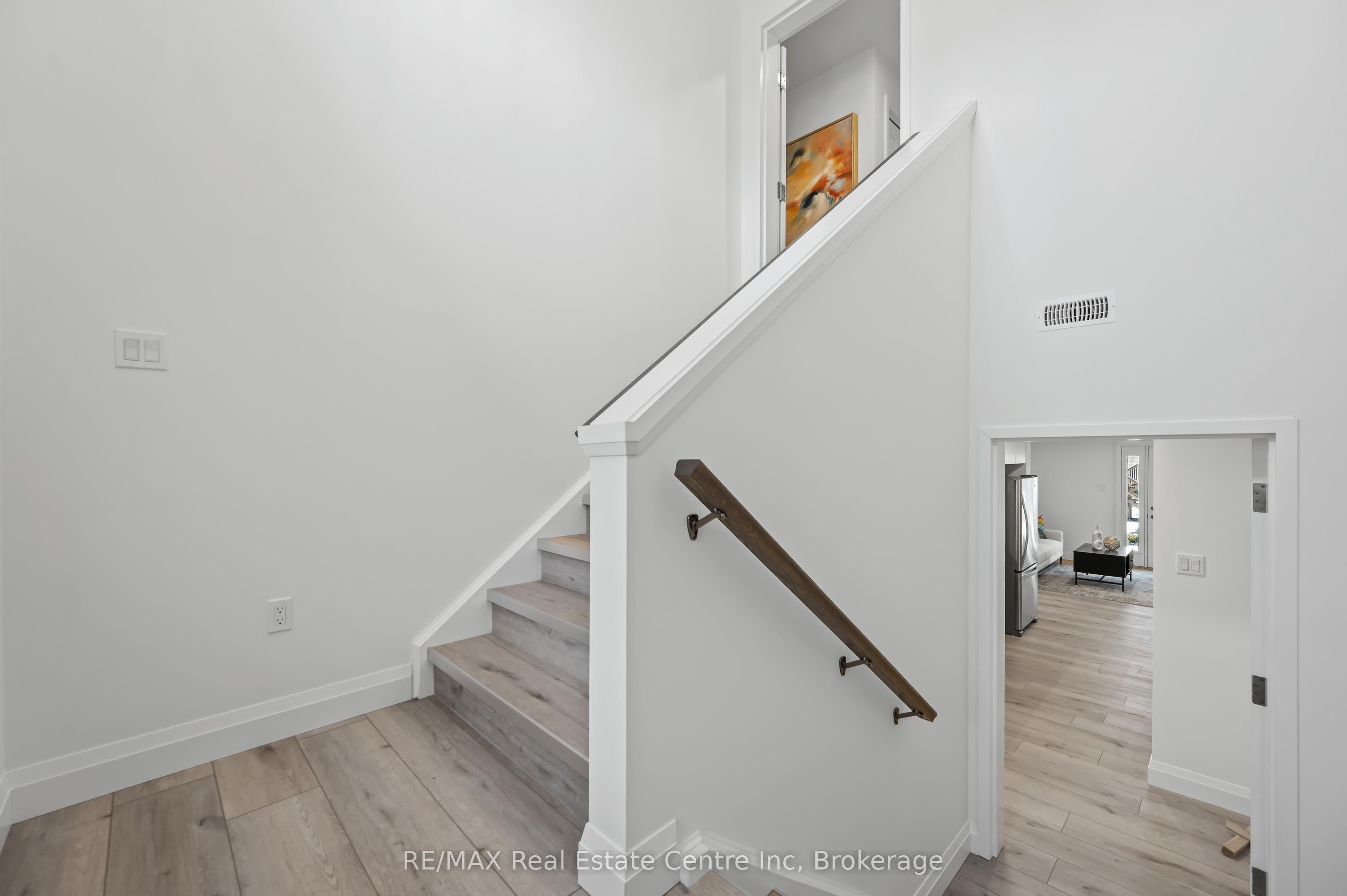 182 Bridge Crescent 6 Property Photo 25