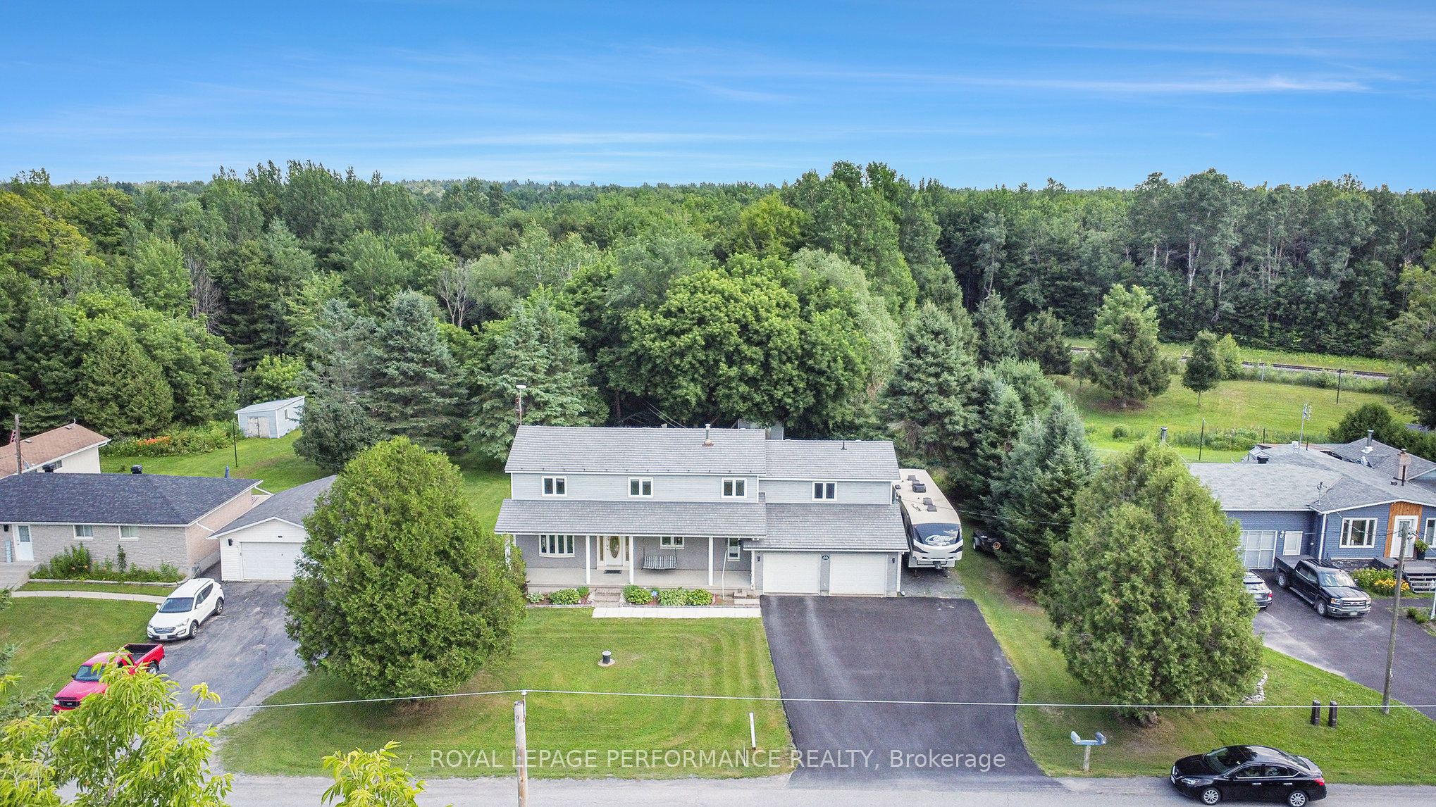 2035 Des Pins Street Property Photo