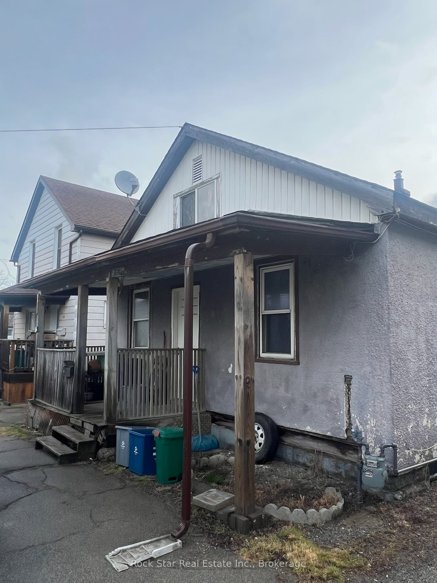 54 Crowland Avenue Property Photo 2