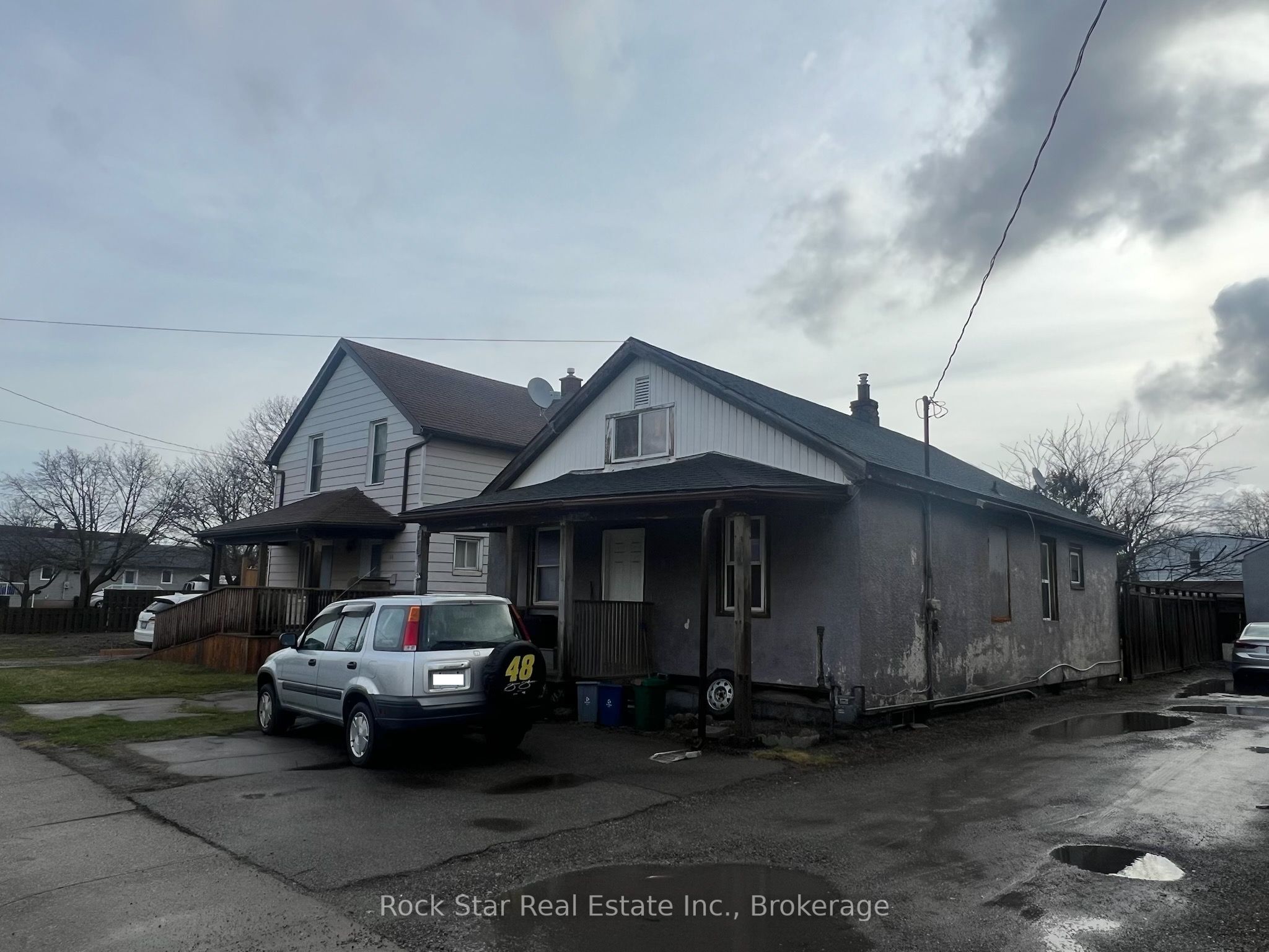 54 Crowland Avenue Property Photo 3
