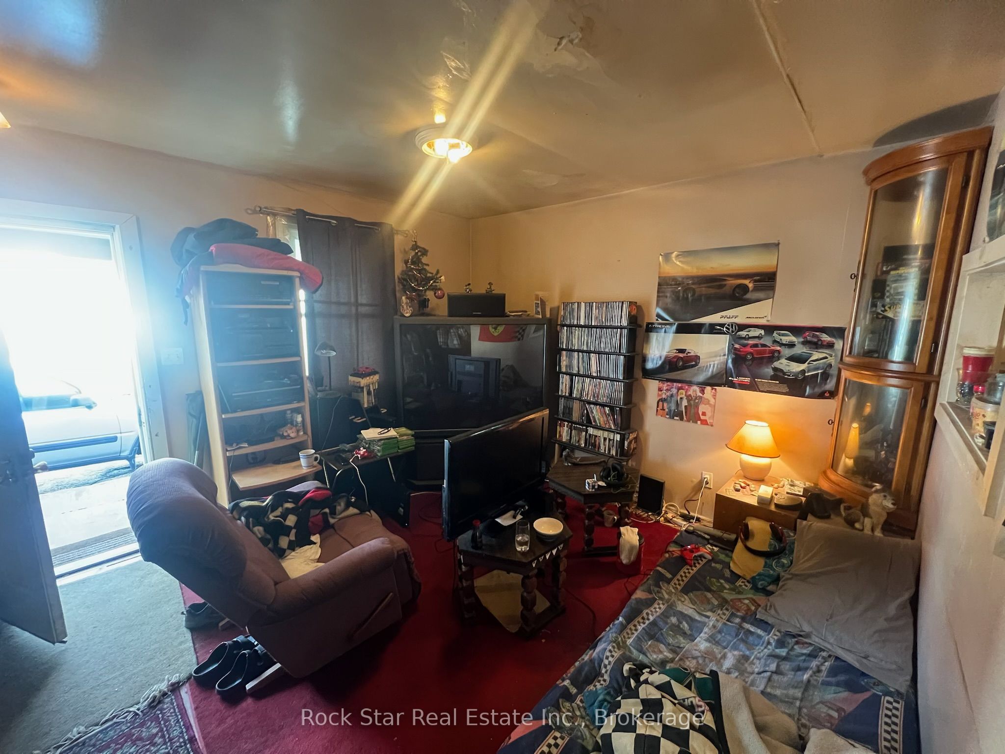 54 Crowland Avenue Property Photo 15