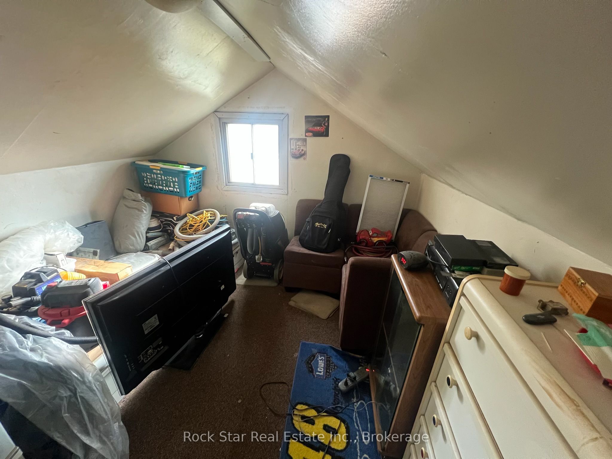54 Crowland Avenue Property Photo 22