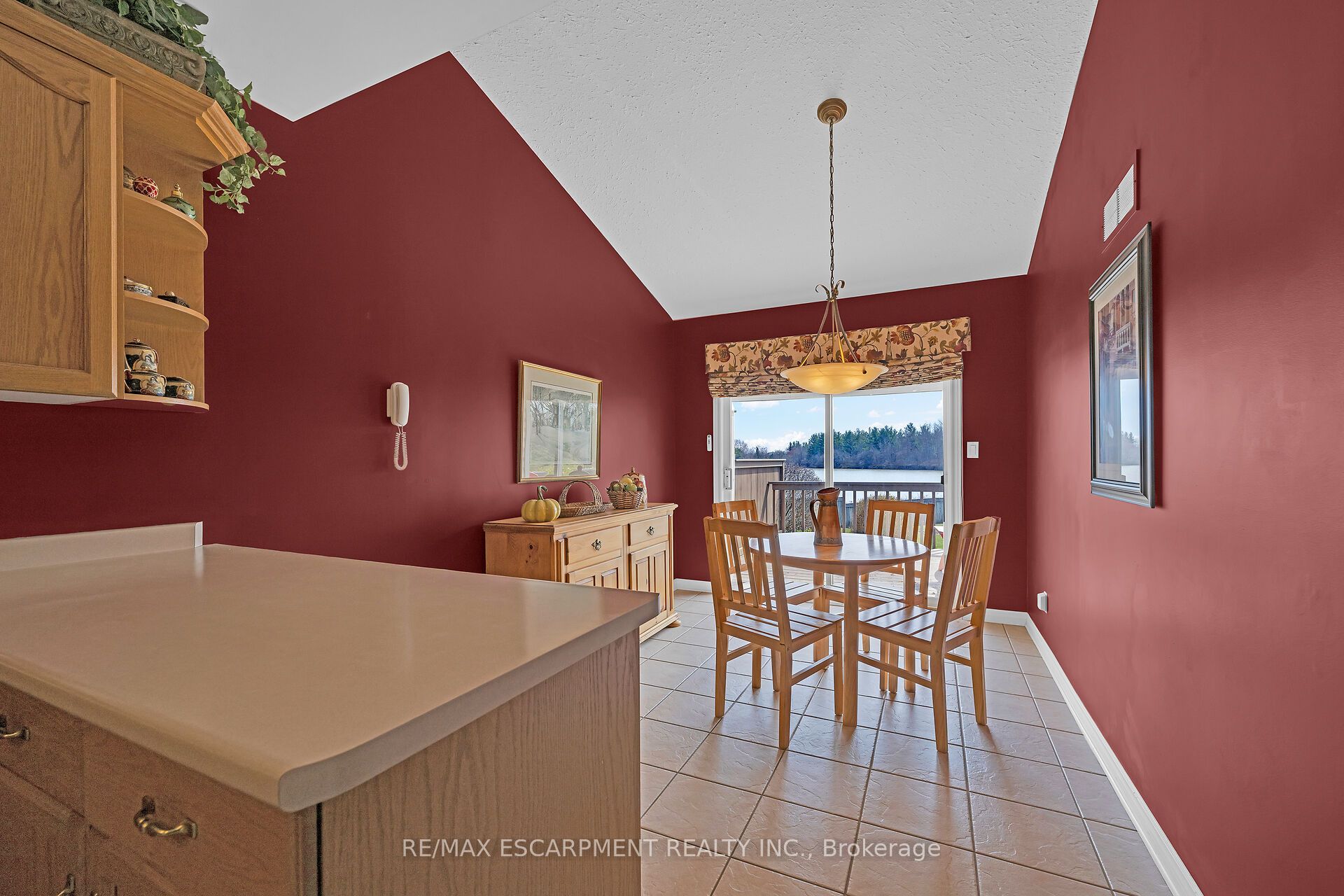 1439 Niagara Stone Road 18 Property Photo 17