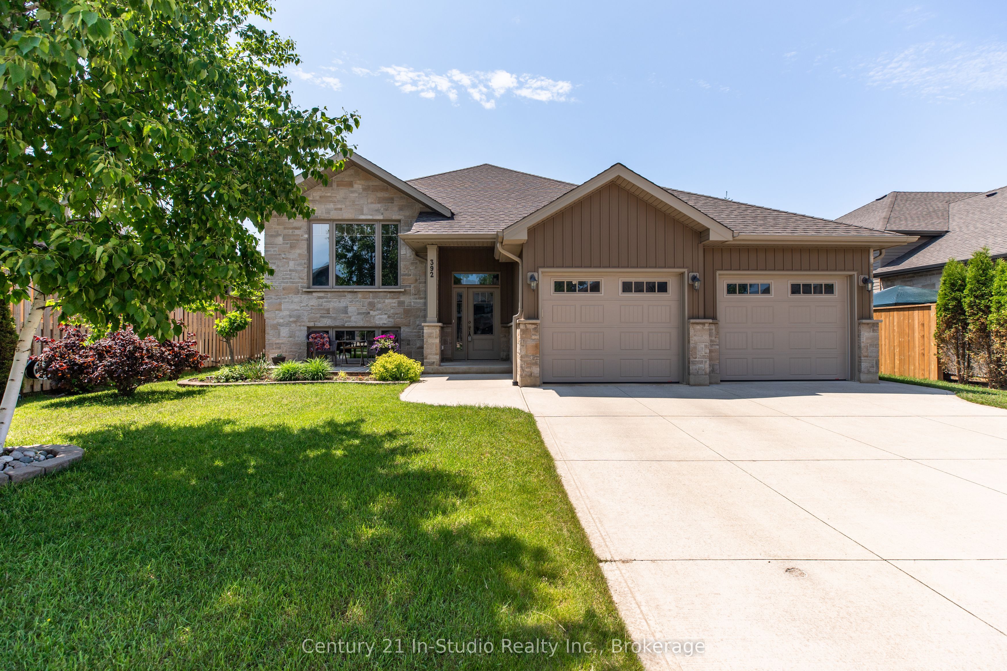 392 Peirson Avenue Property Photo 1
