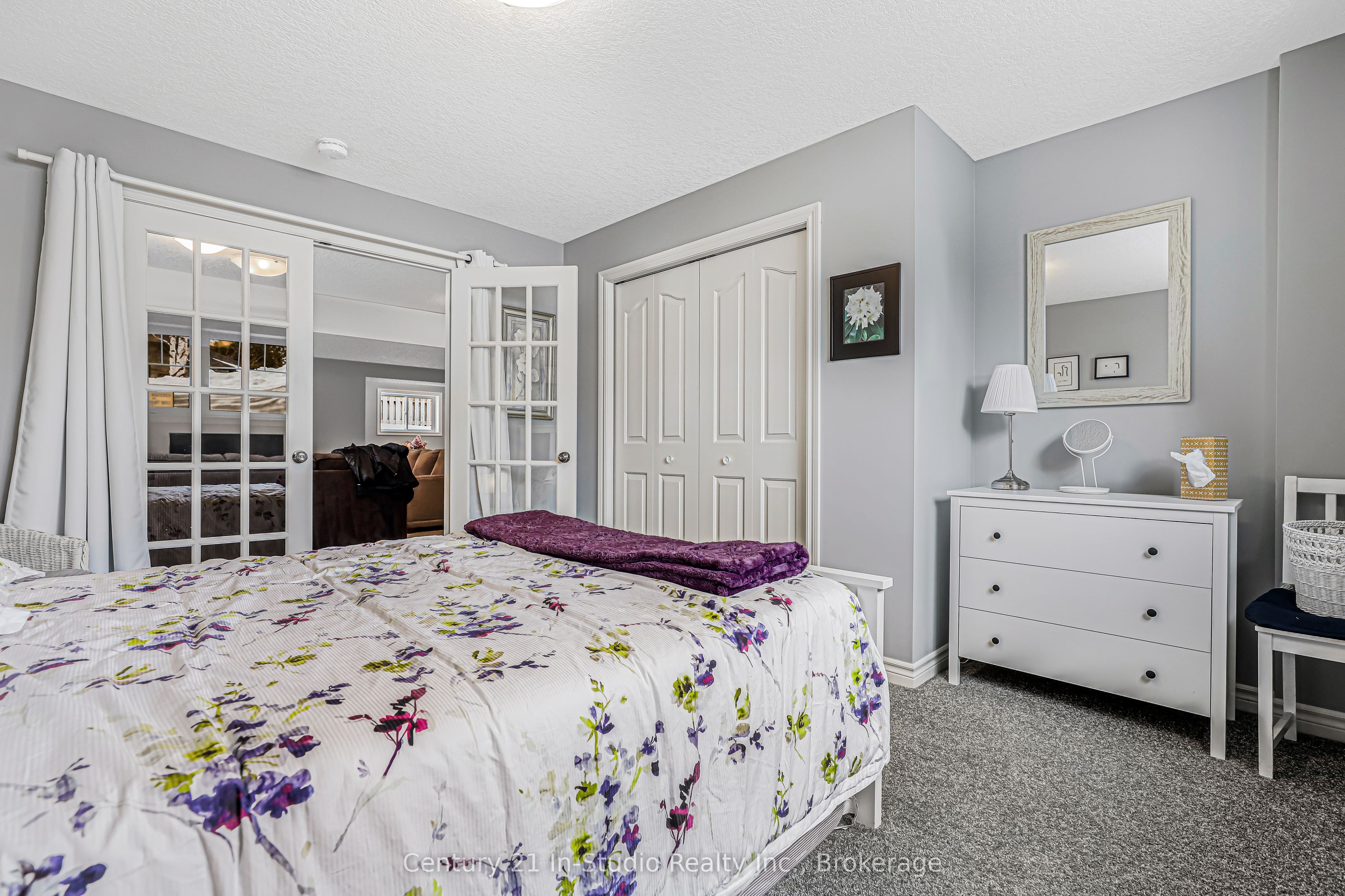 392 Peirson Avenue Property Photo 43