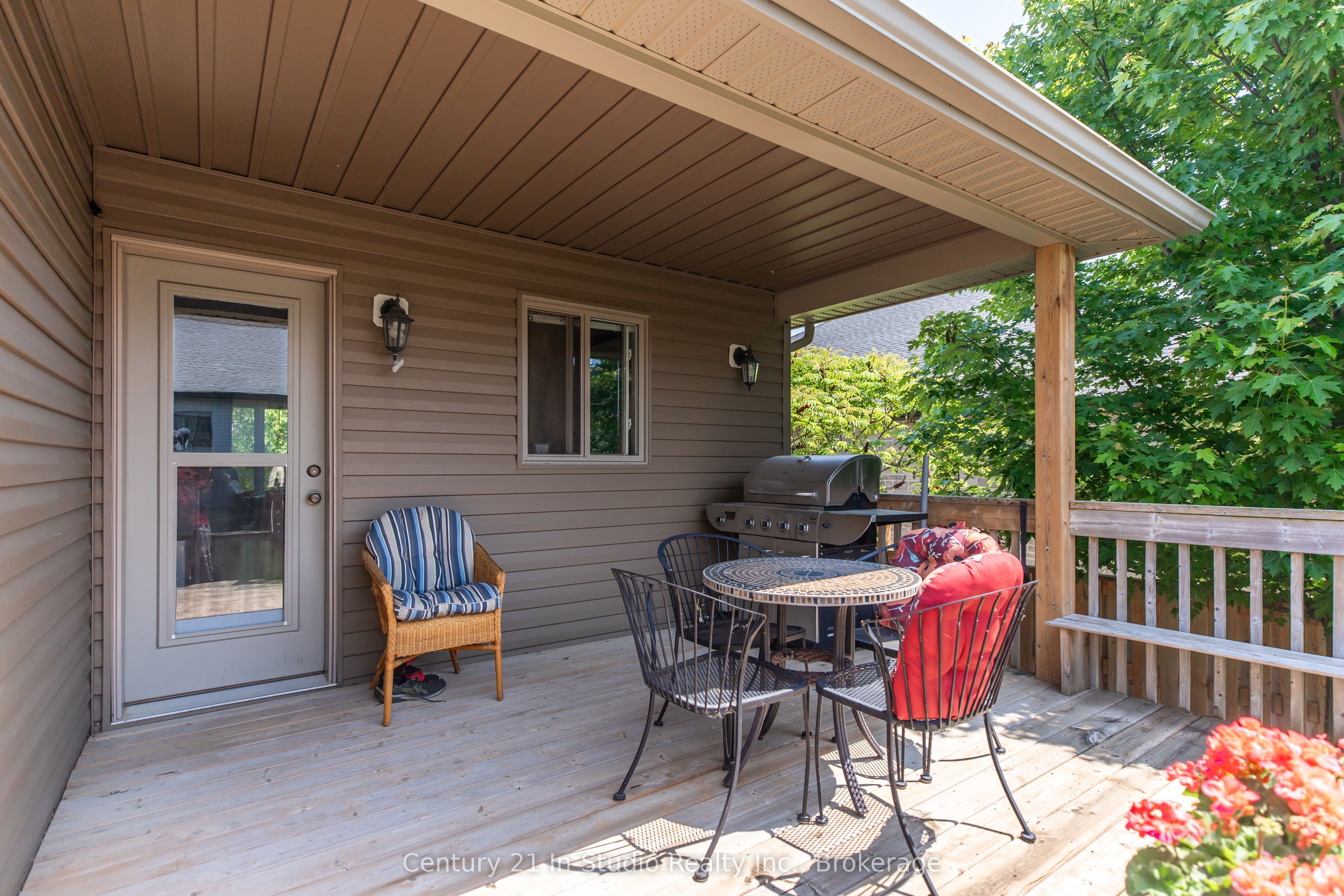392 Peirson Avenue Property Photo 50
