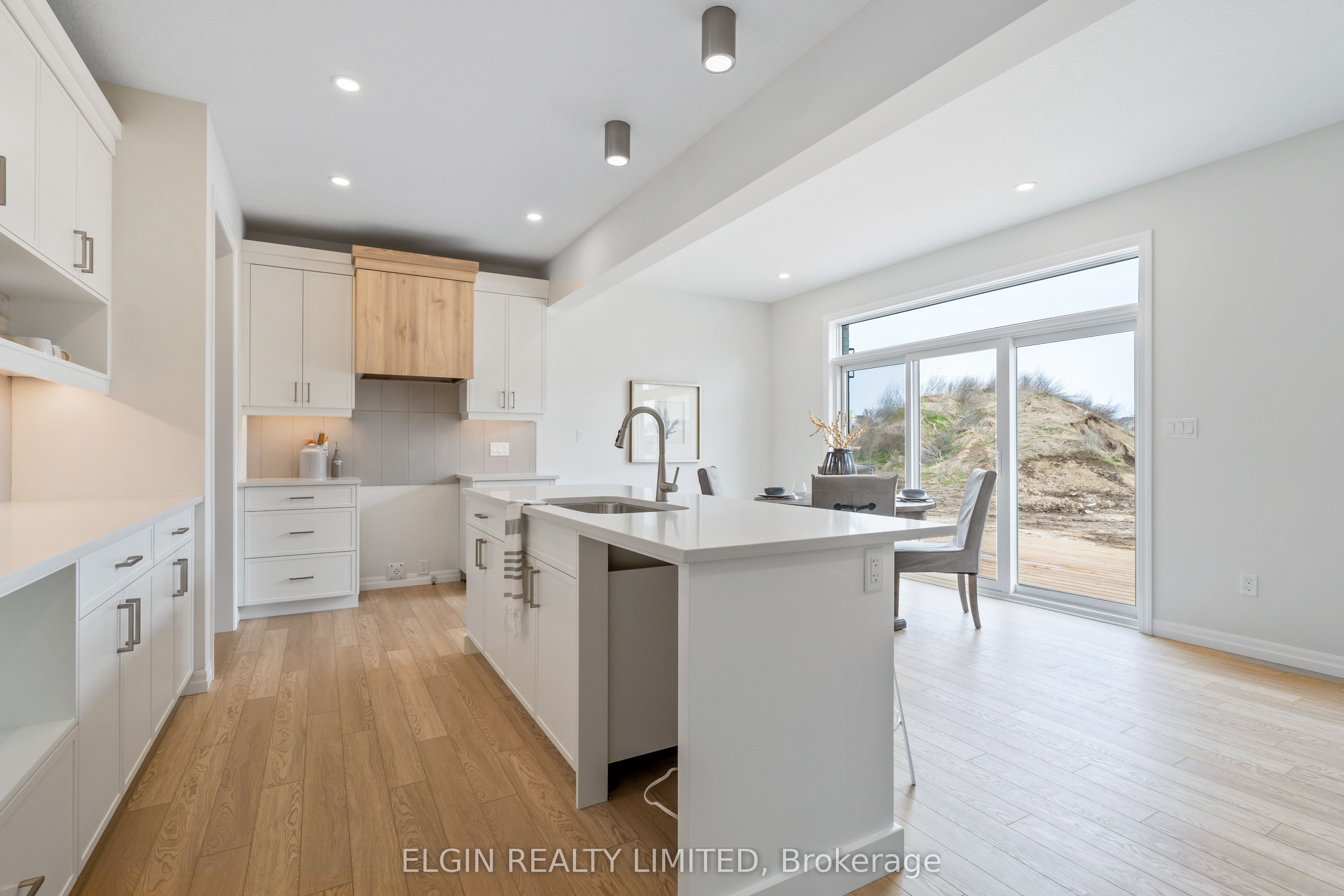 37 Hemlock Crescent Property Photo 10