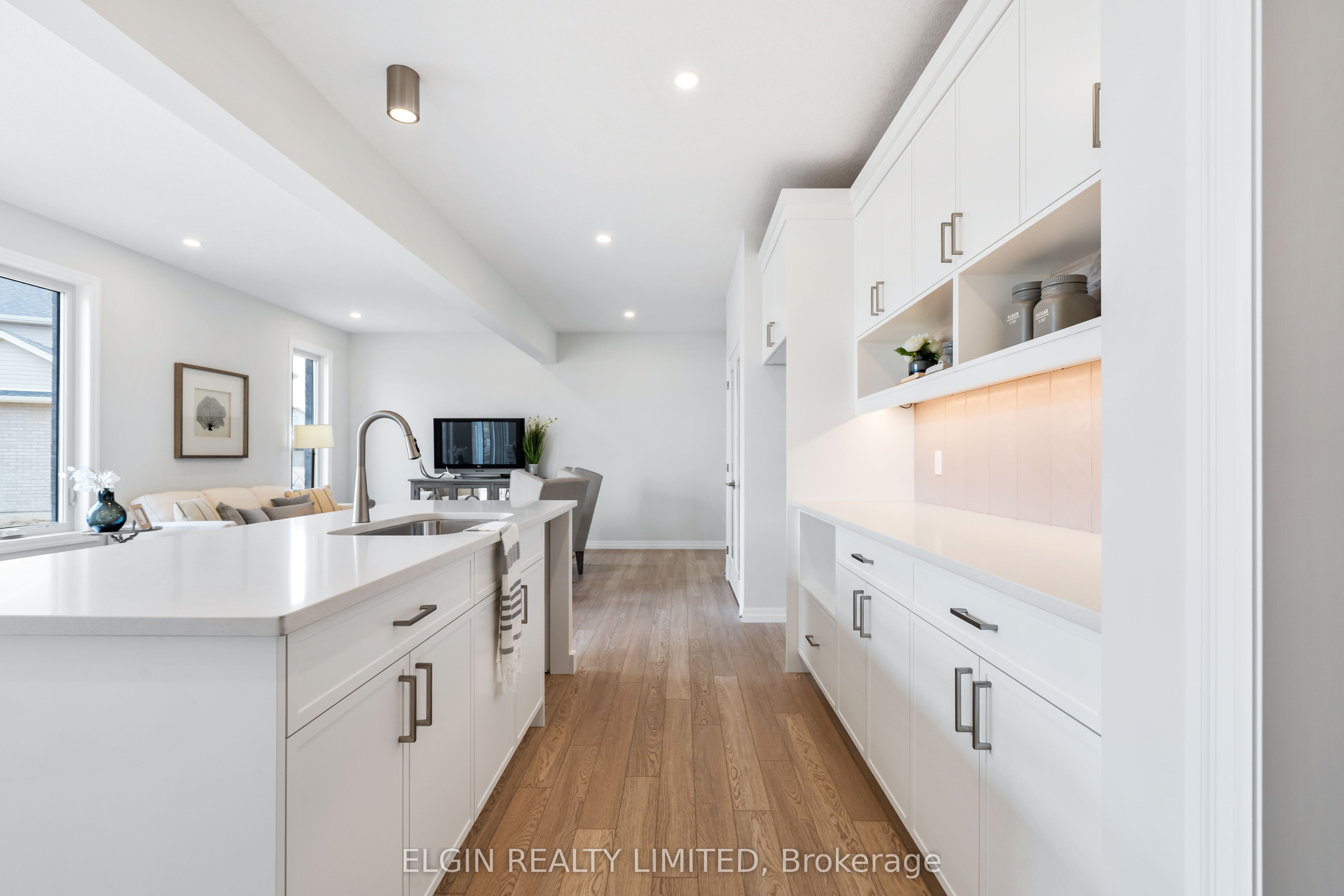 37 Hemlock Crescent Property Photo 14