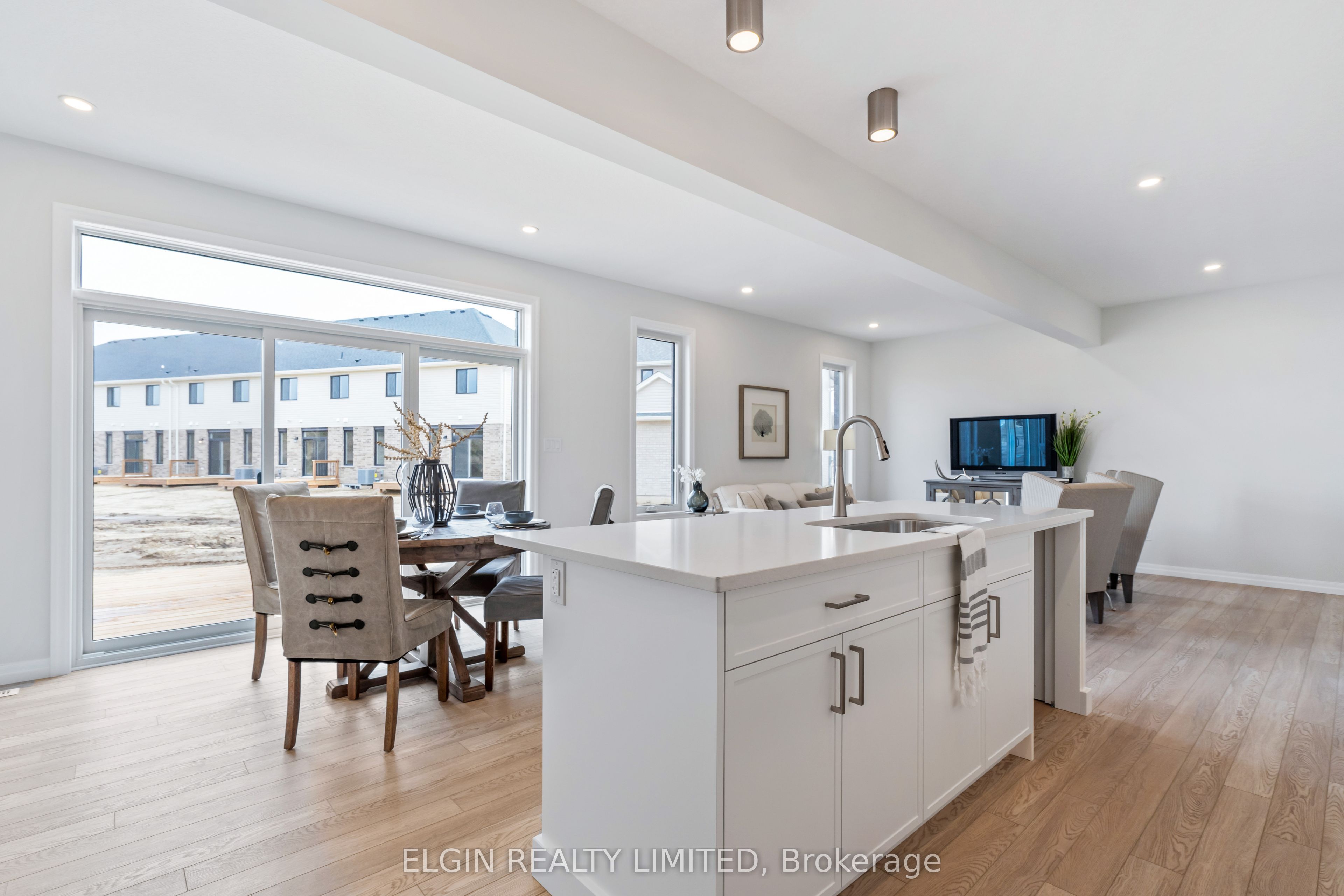 37 Hemlock Crescent Property Photo 15