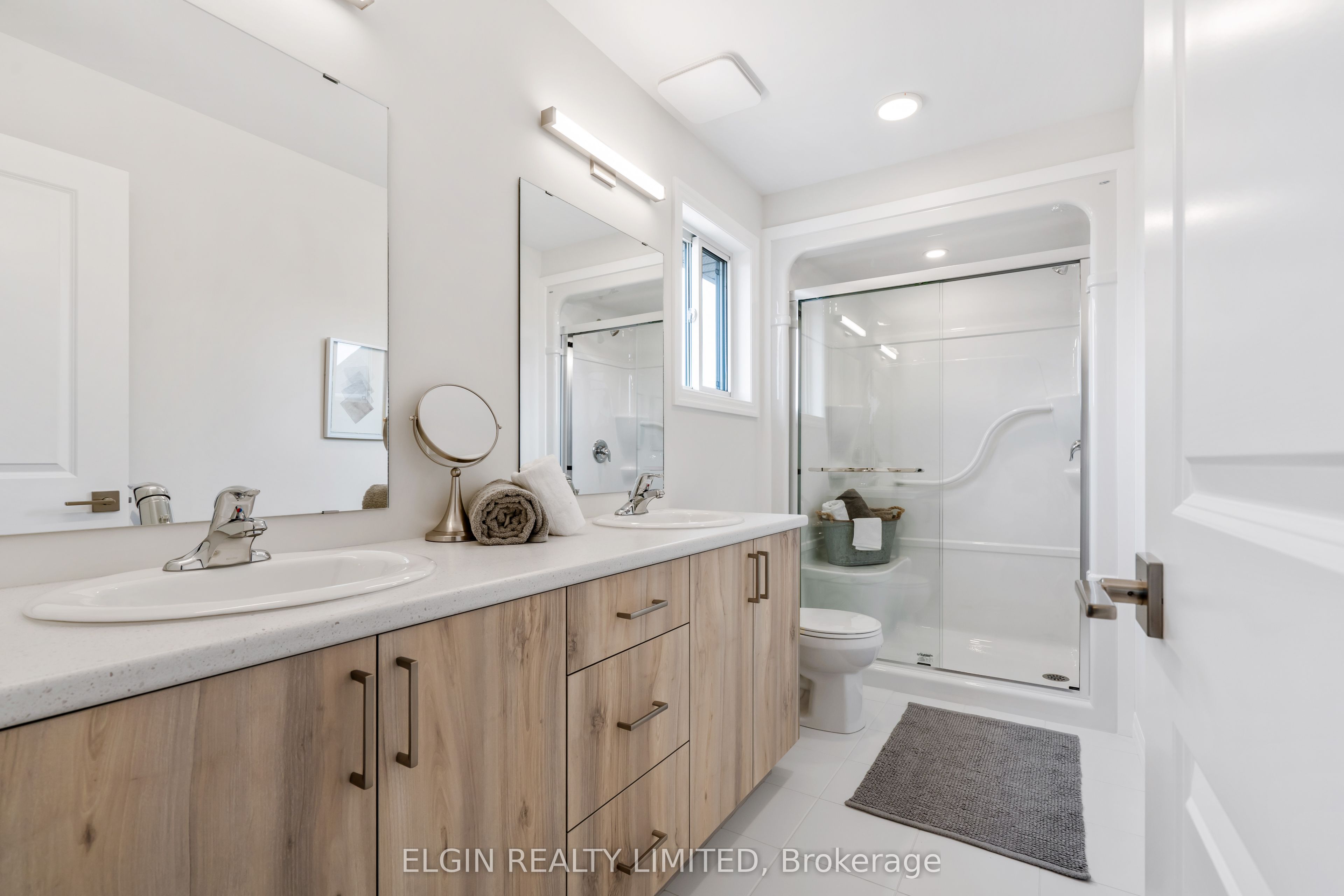 37 Hemlock Crescent Property Photo 24