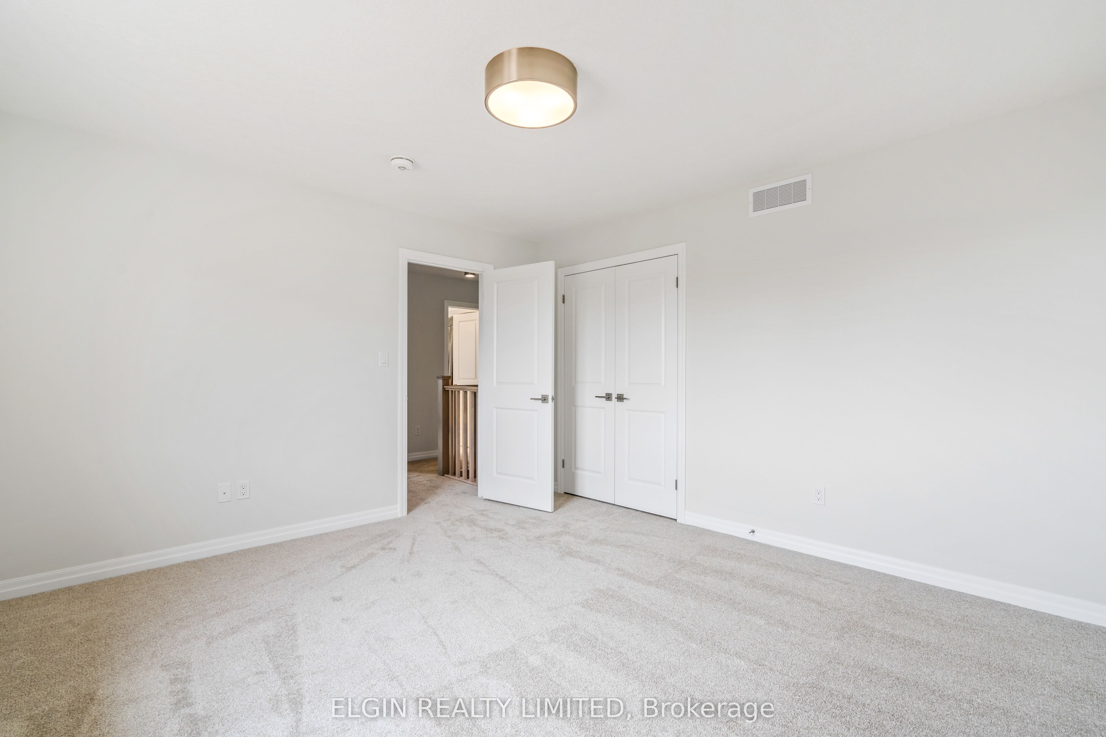 37 Hemlock Crescent Property Photo 31