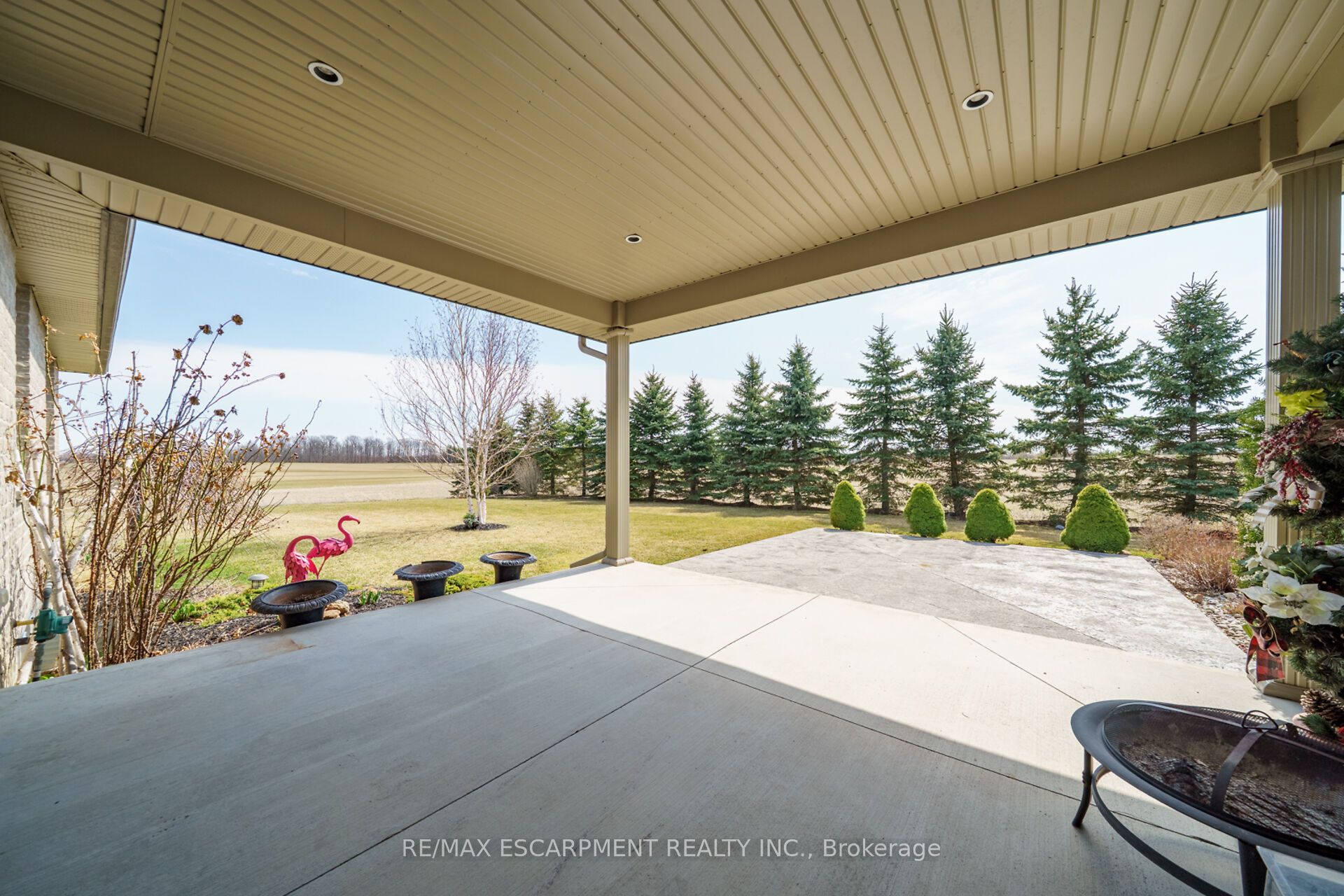 1587 Haldibrook Road Property Photo 4