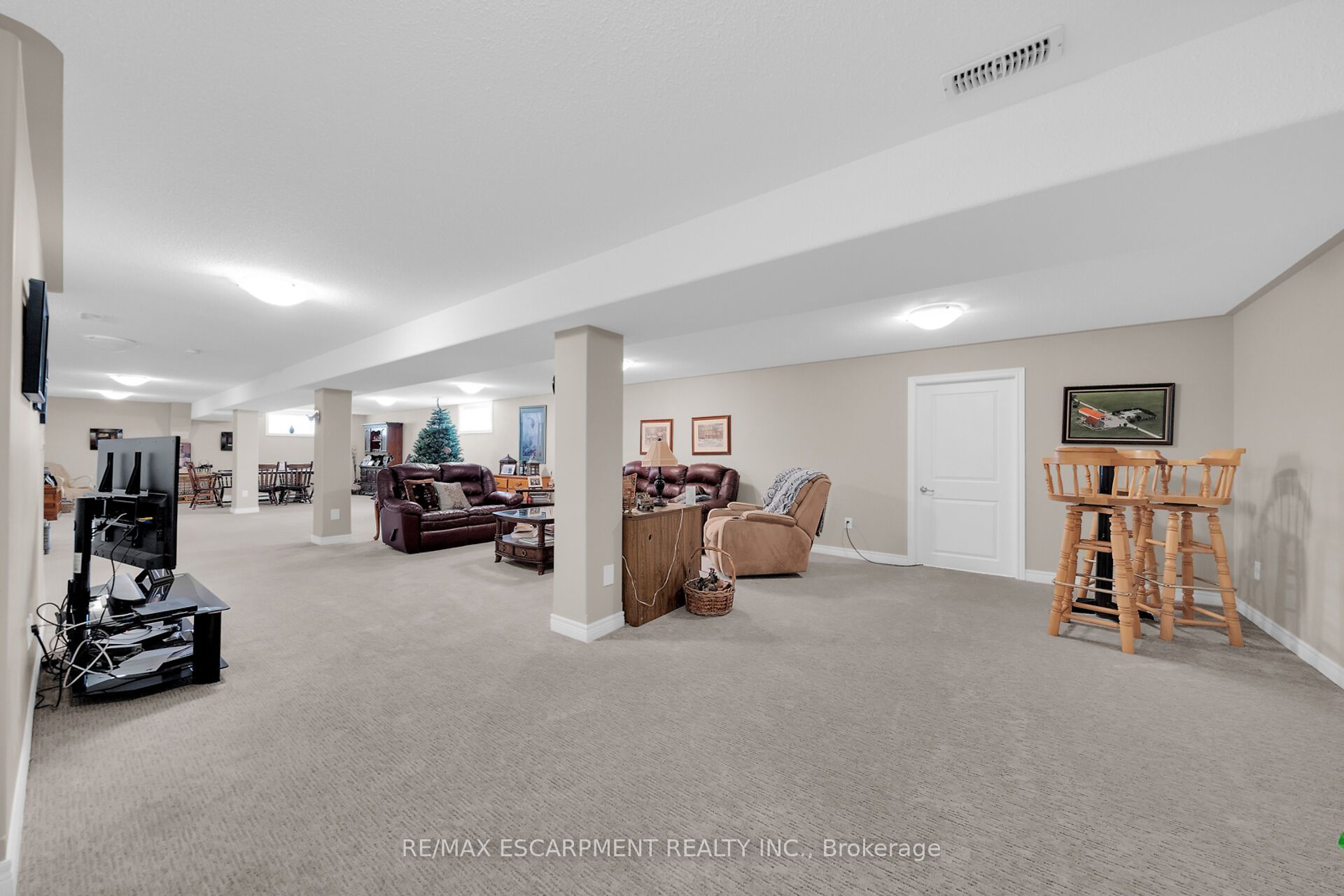 1587 Haldibrook Road Property Photo 28