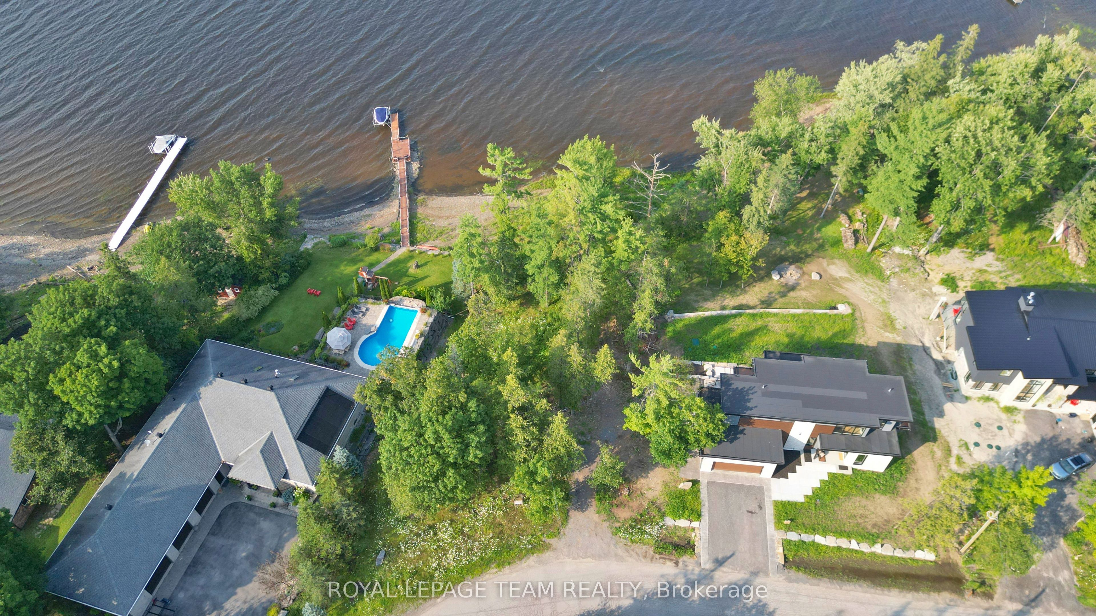 3882 Armitage Avenue Property Photo 4