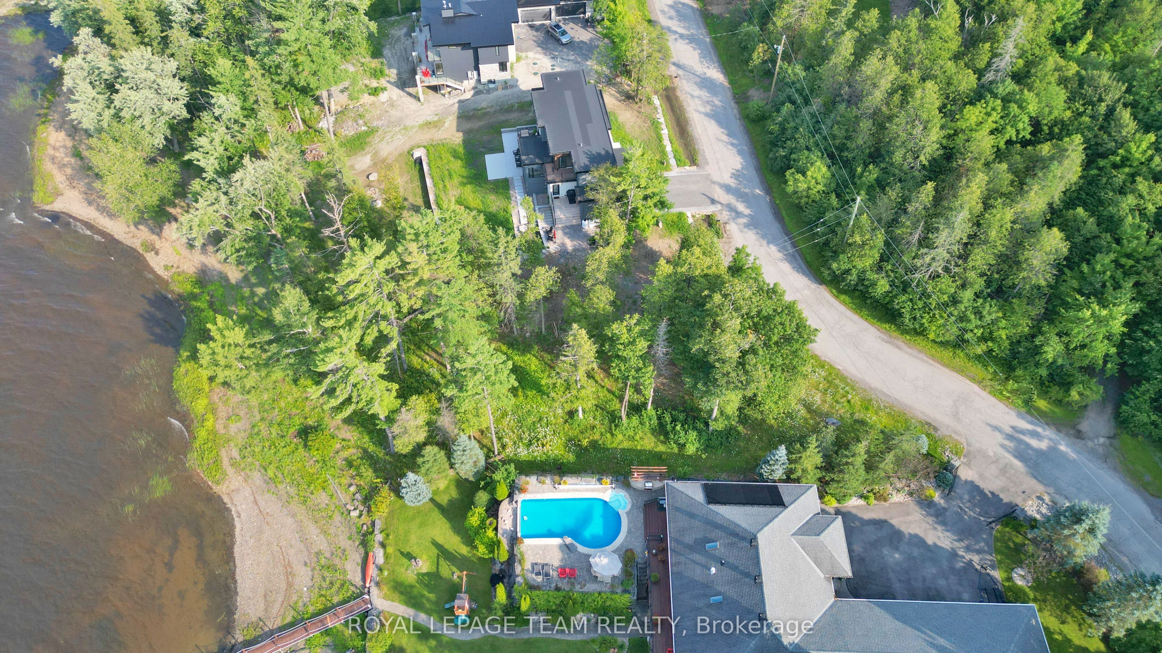 3882 Armitage Avenue Property Photo 15