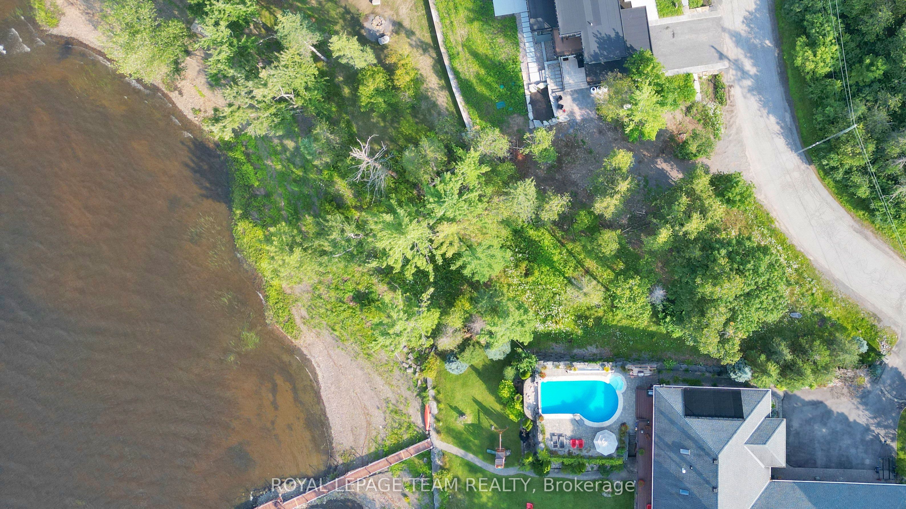 3882 Armitage Avenue Property Photo 25