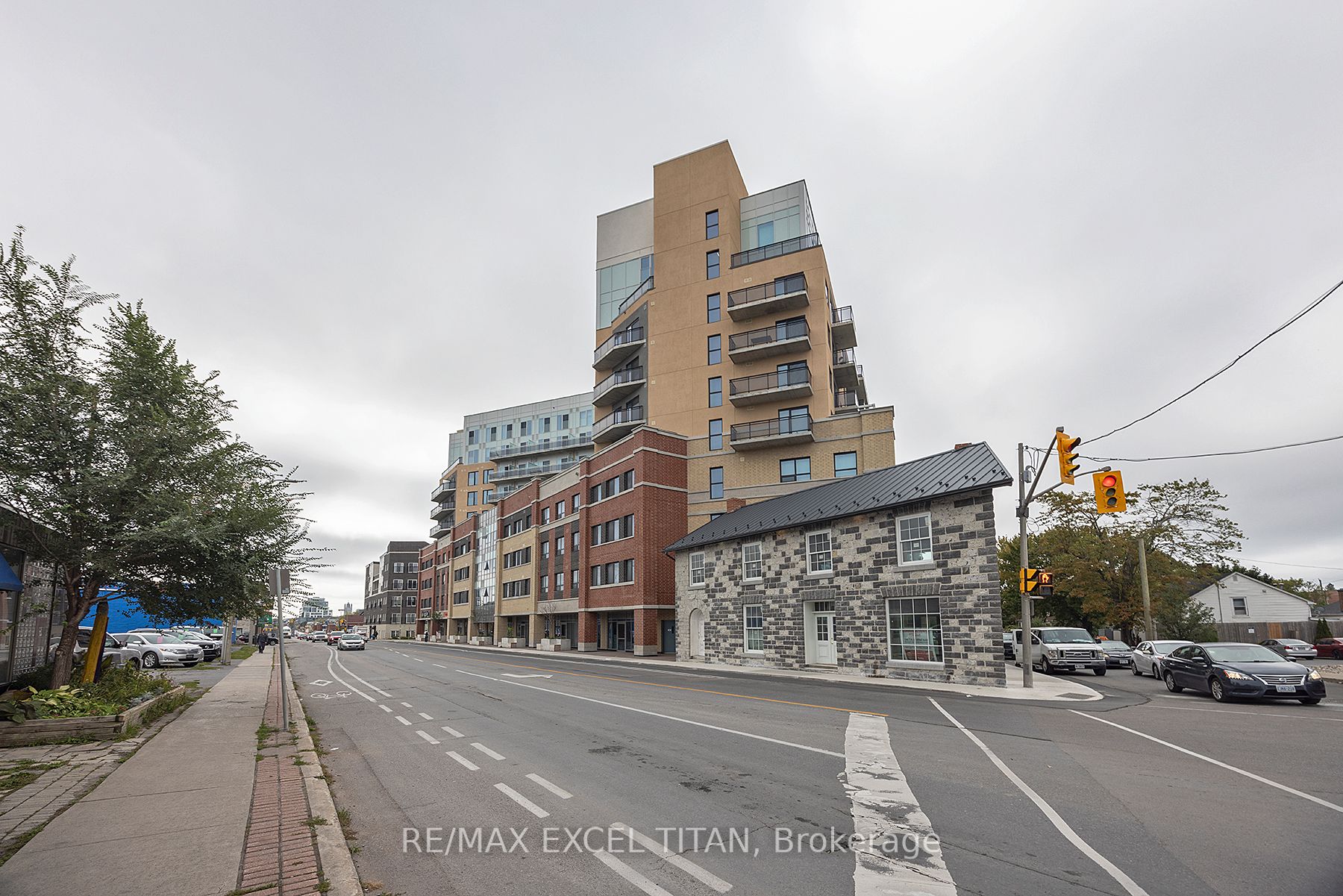 #227 - 652 Princess Street Property Photo