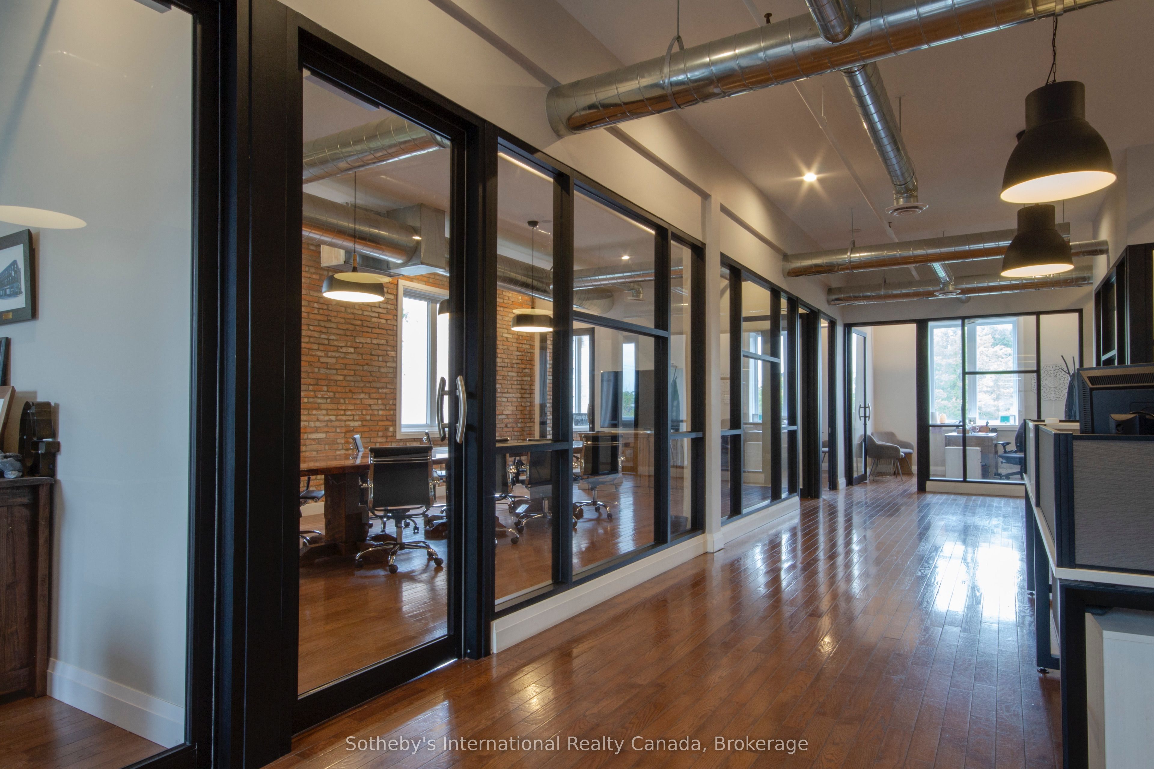 15 Wellington Street Property Photo 21