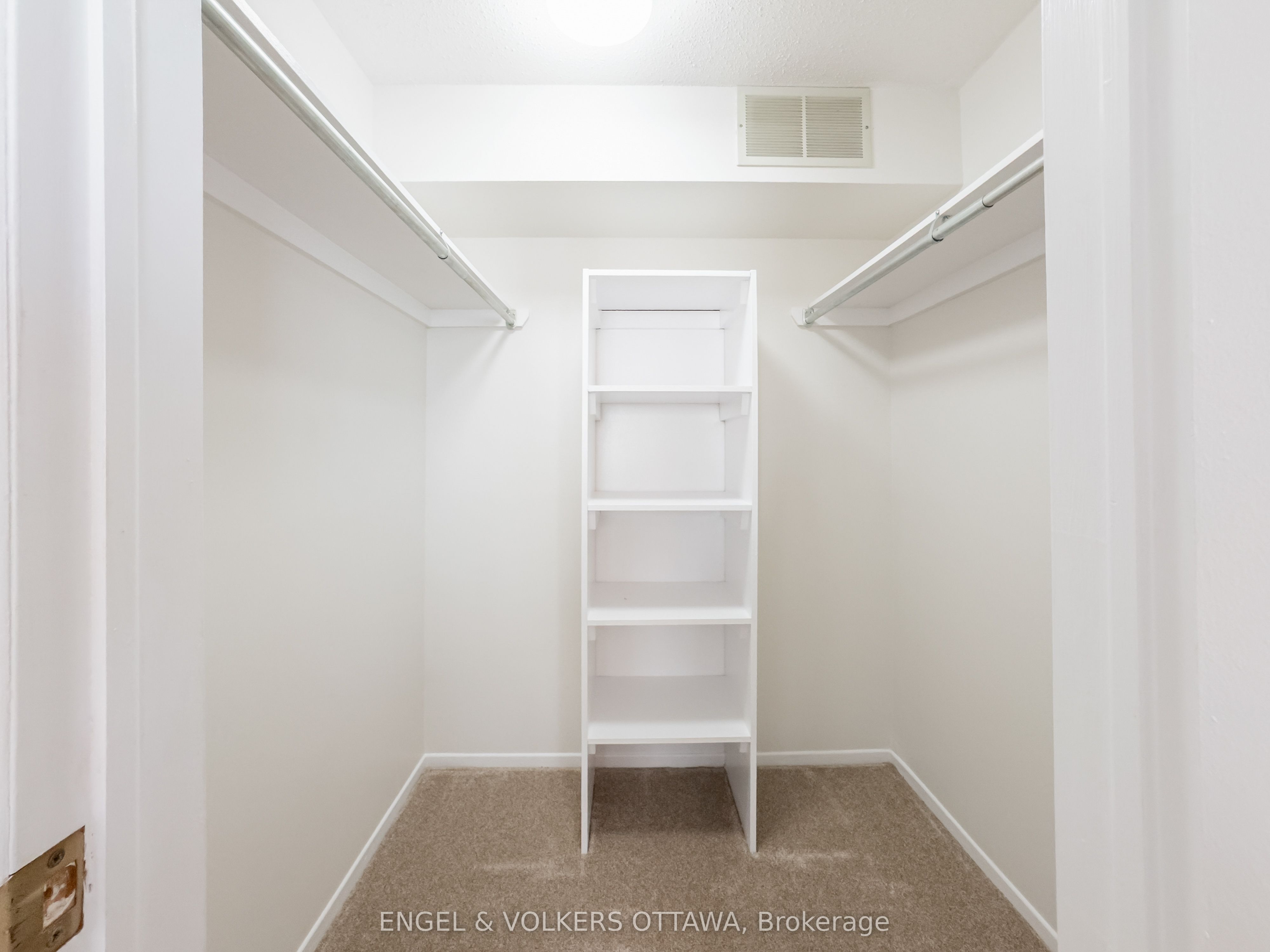 1504 Tanguay Court Property Photo 26