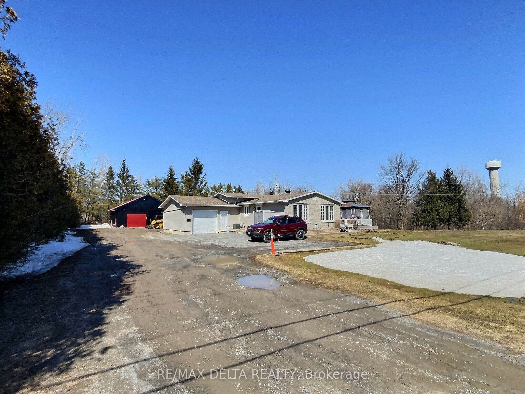 353 Russell Road Property Photo