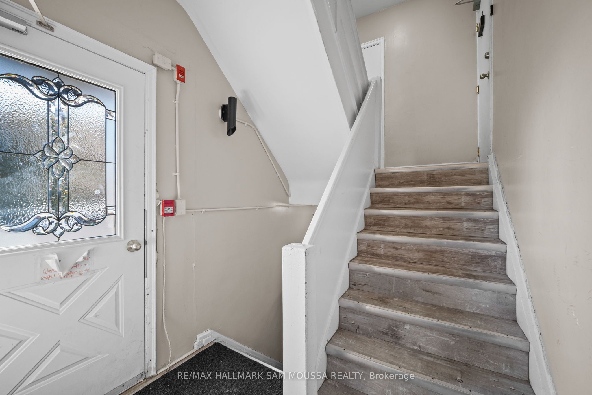 329 Richelieu Avenue Property Photo 4