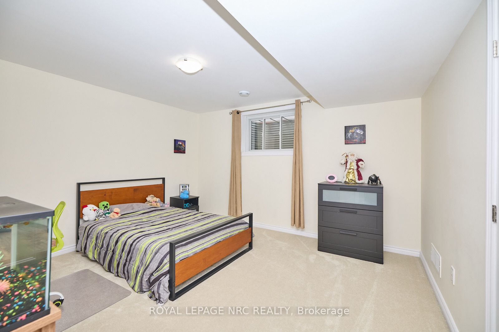 171 Classic Avenue Property Photo 26