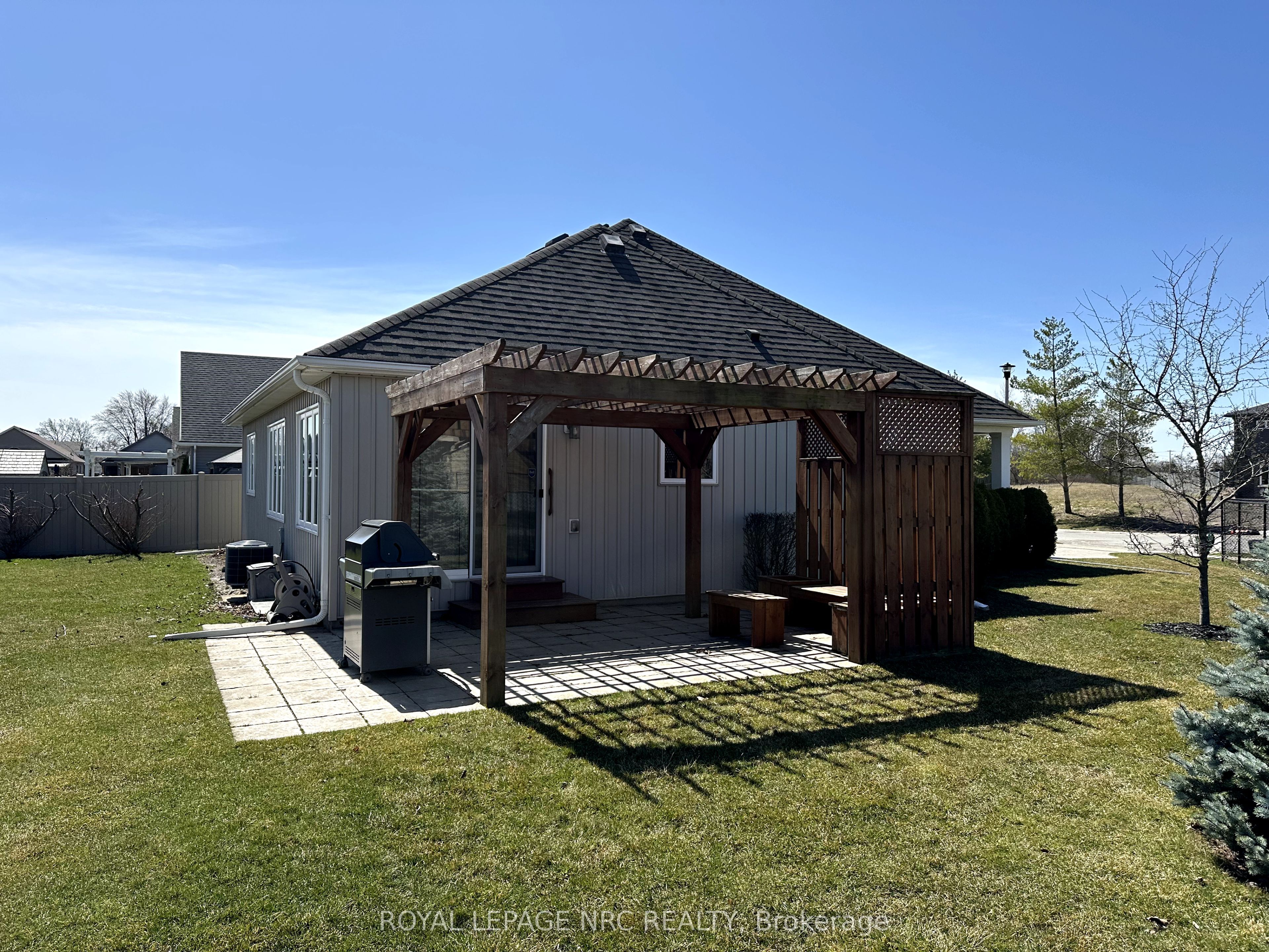 171 Classic Avenue Property Photo 32