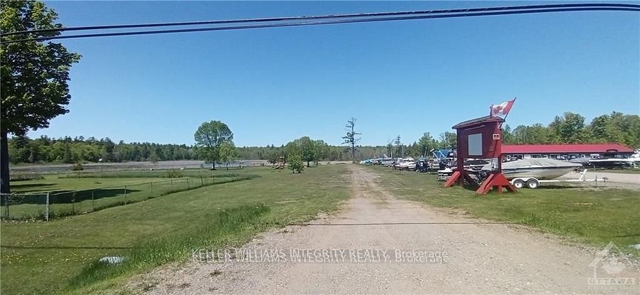5056 Calabogie Road Property Photo 11