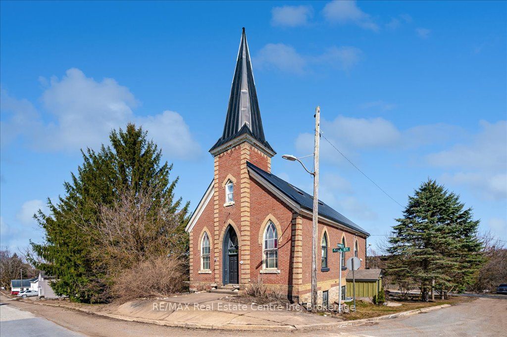 10 Mill Street Property Photo