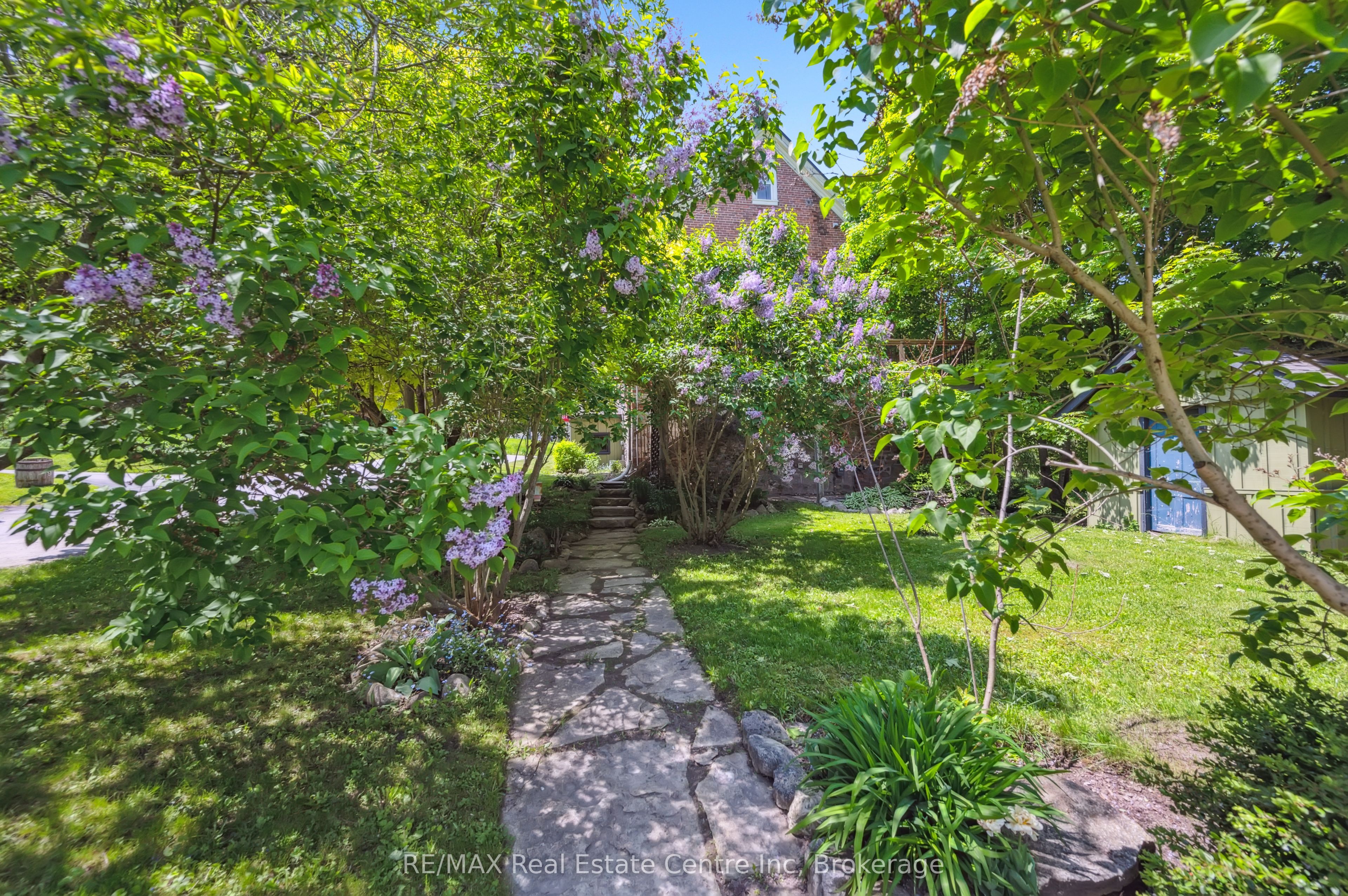 10 Mill Street Property Photo 6
