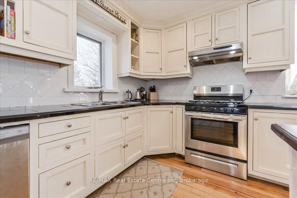 10 Mill Street Property Photo 20