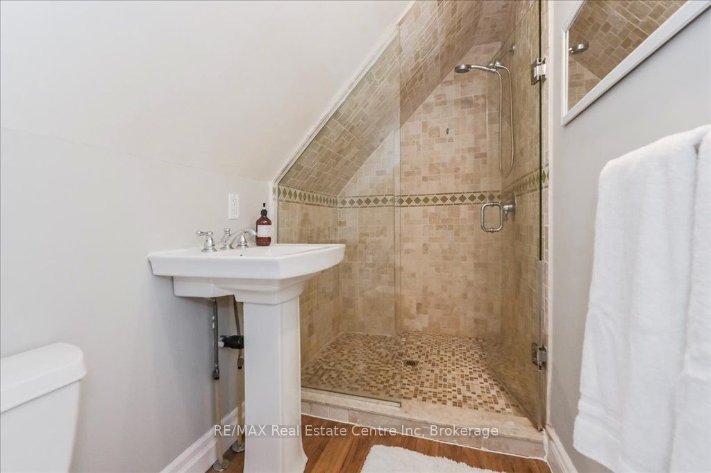 10 Mill Street Property Photo 31
