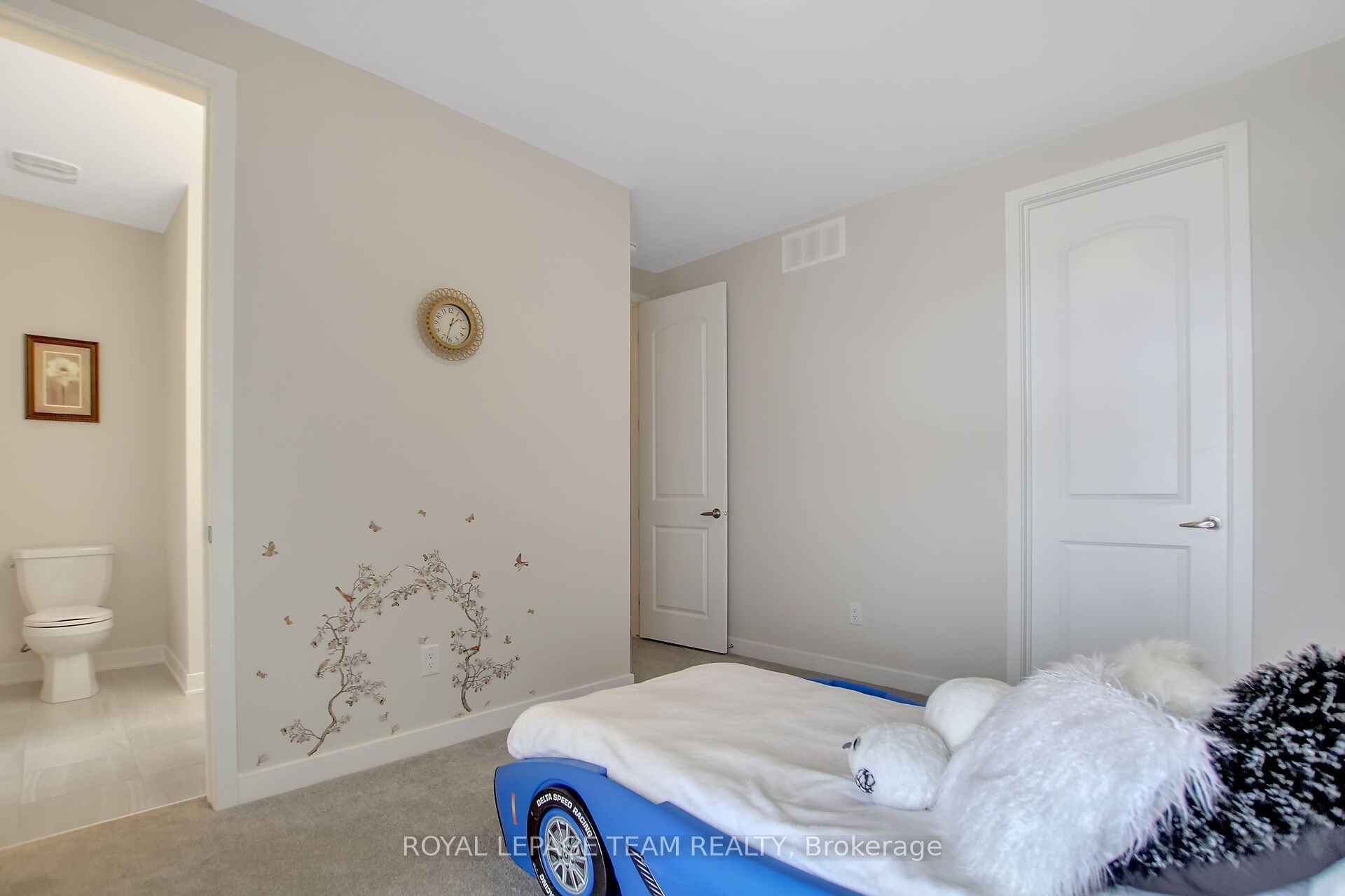 248 Pursuit Terrace Property Photo 38