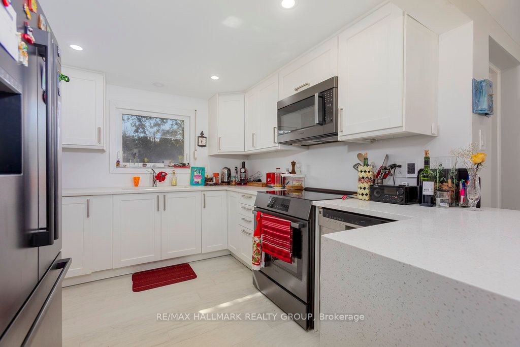 613 Property Photo 8