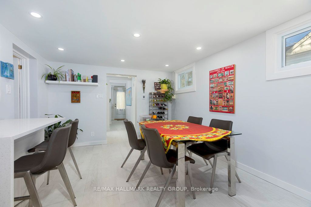 613 Property Photo 9