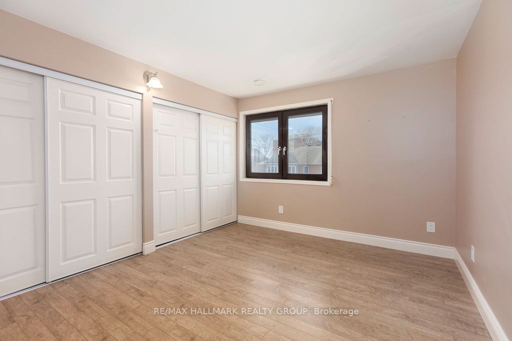 613 Property Photo 30
