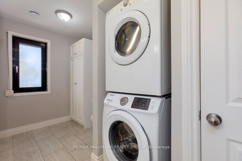 613 Property Photo 33