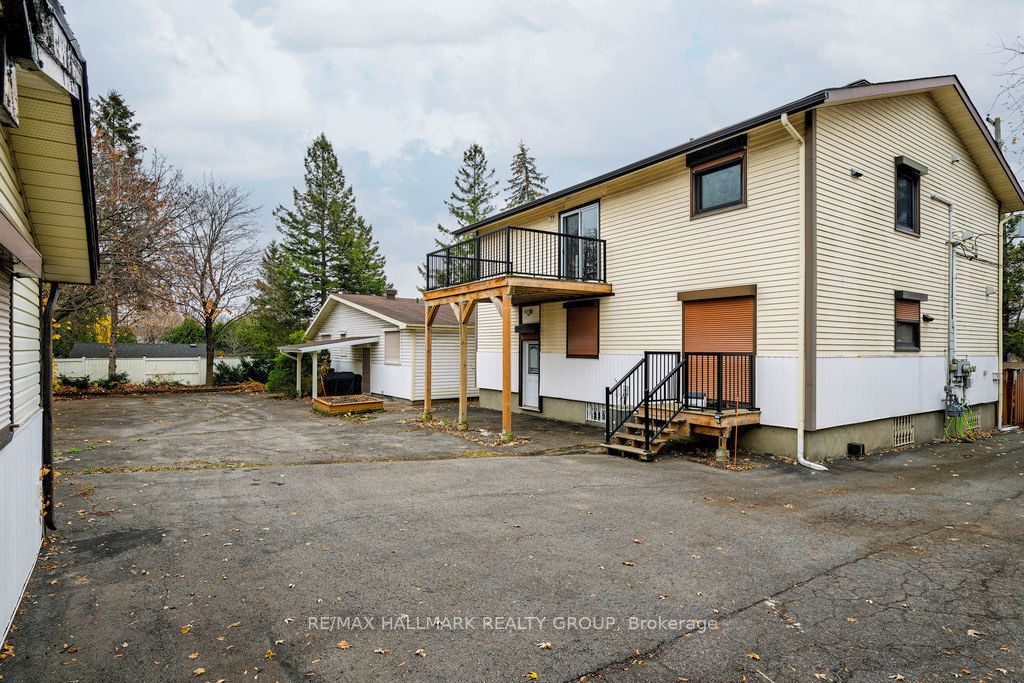 613 Property Photo 42