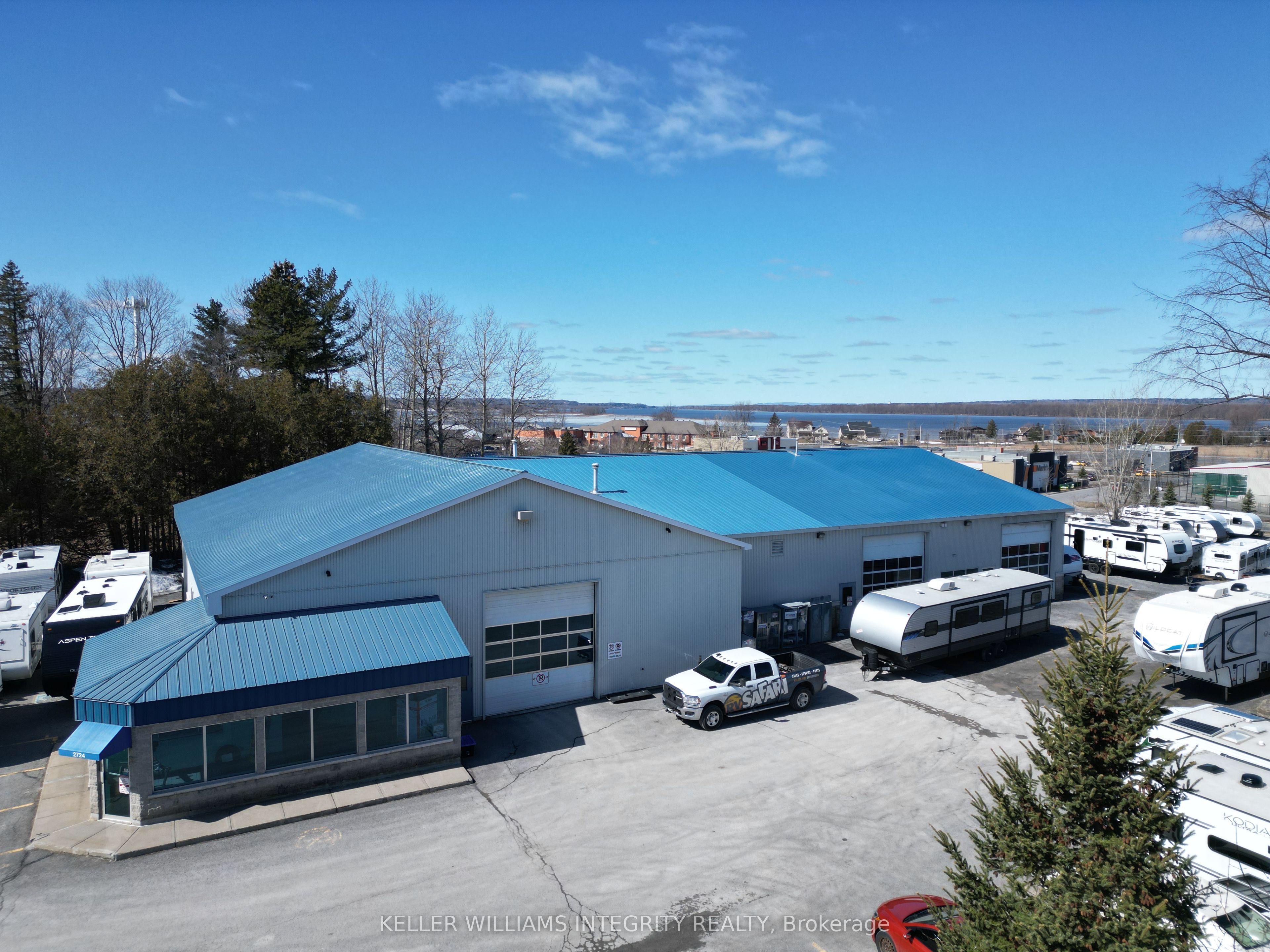 2724 Laurier Street Property Photo 1