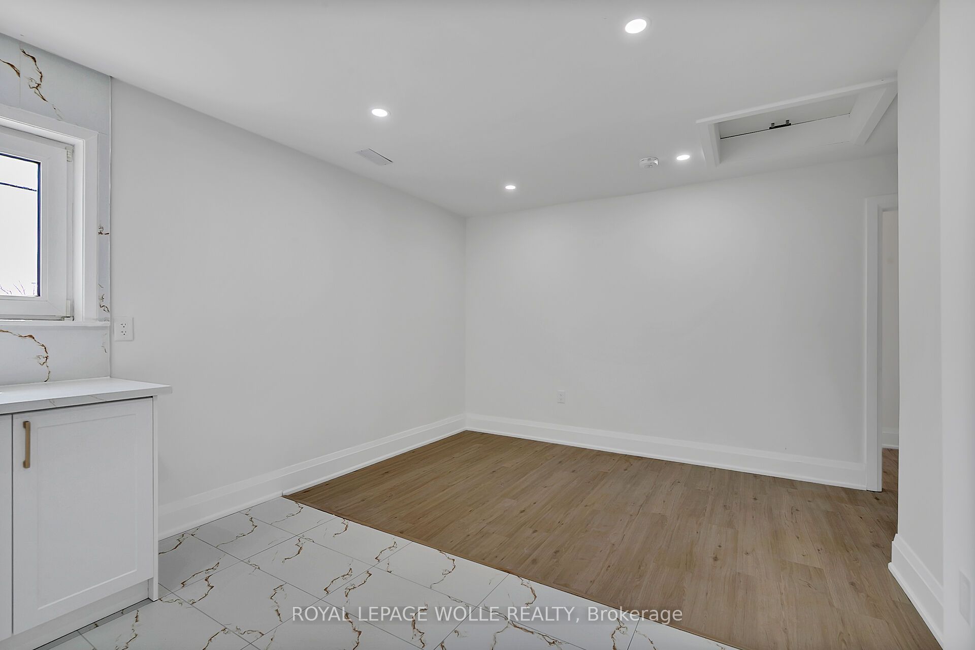 581 Lancaster Street W #2 Property Photo 6