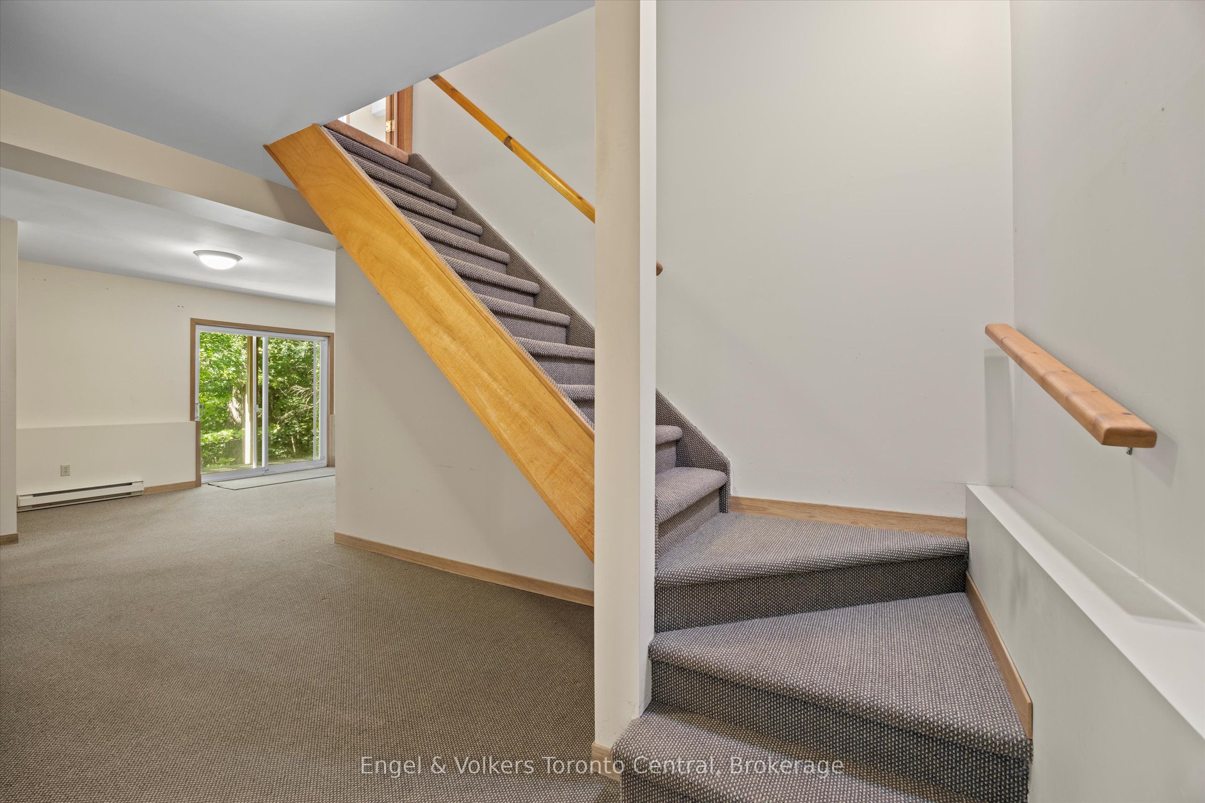 13 Hickory Crescent Property Photo 25