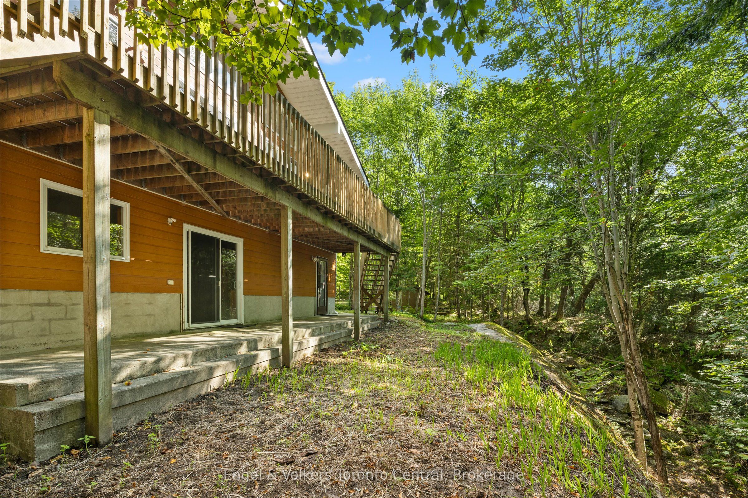 13 Hickory Crescent Property Photo 26