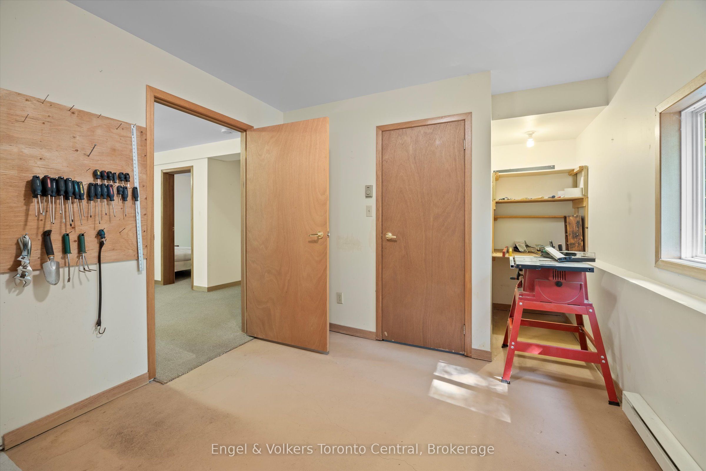 13 Hickory Crescent Property Photo 33