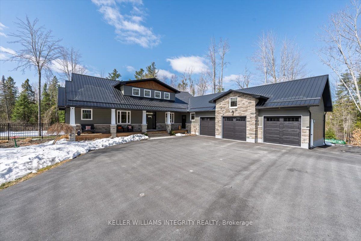 838 Glenashton Road Property Photo
