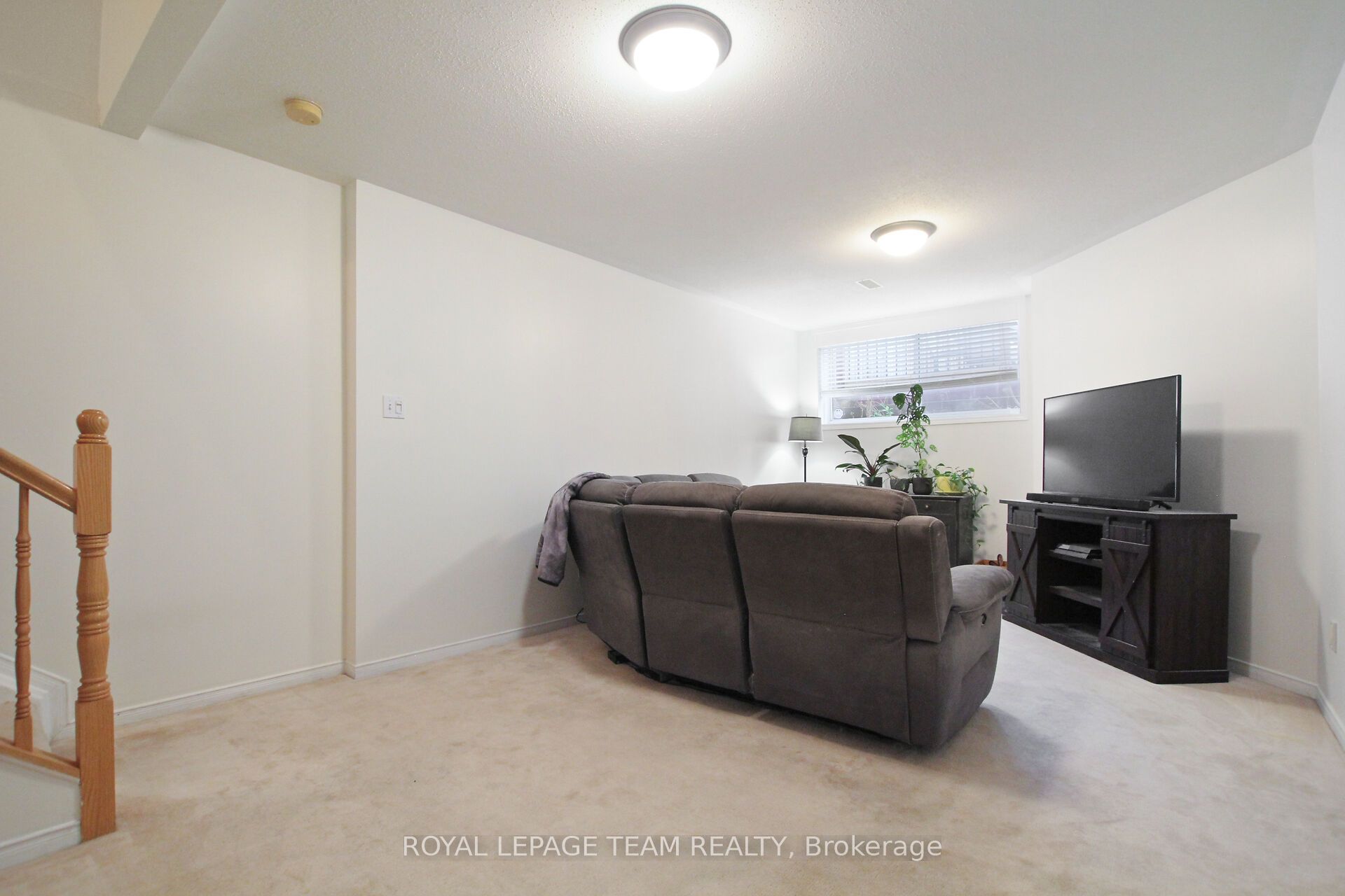 2091 Hiboux Street E Property Photo 29