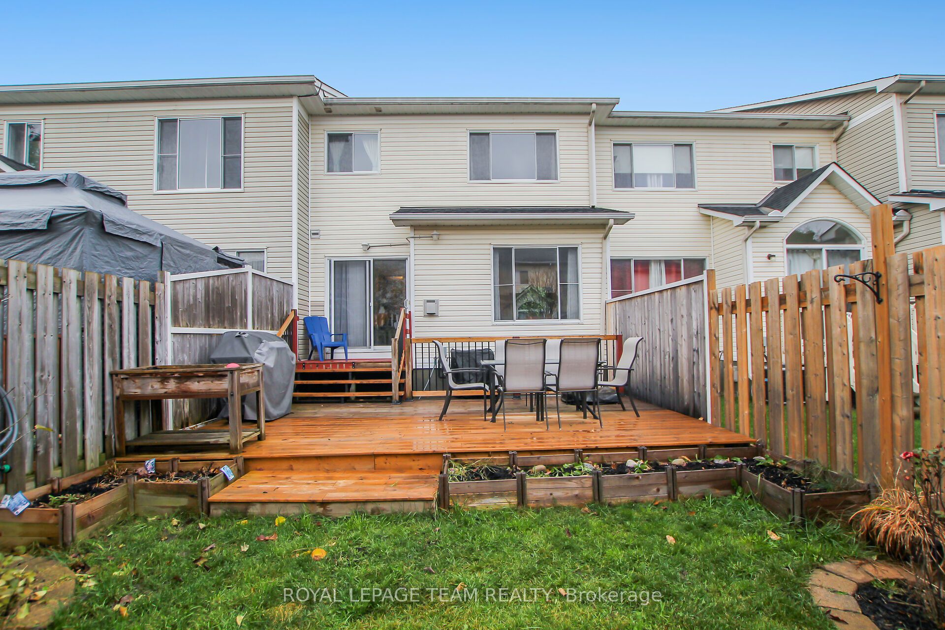 2091 Hiboux Street E Property Photo 33