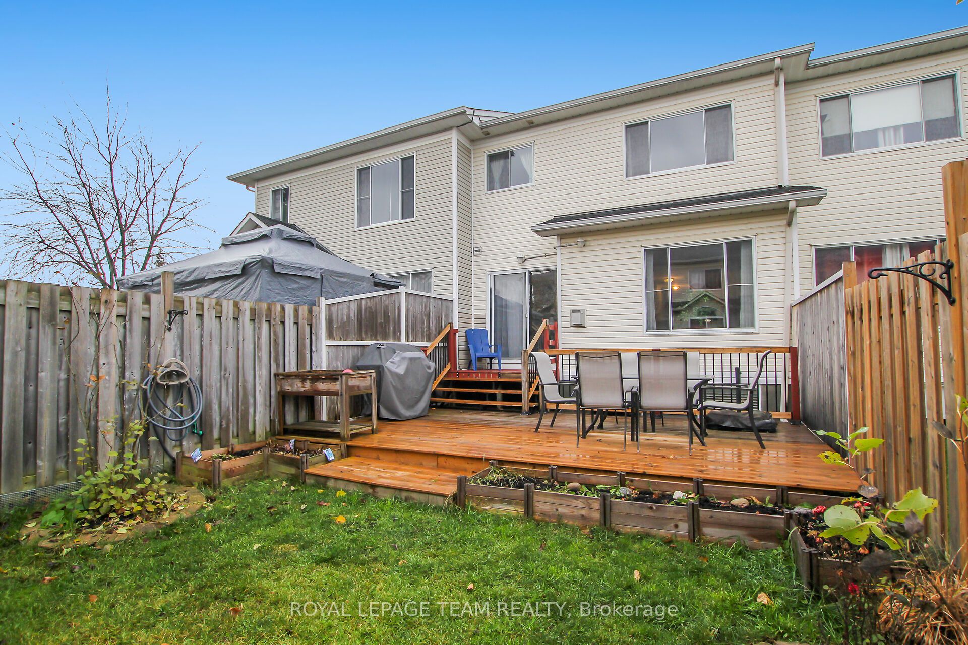 2091 Hiboux Street E Property Photo 34