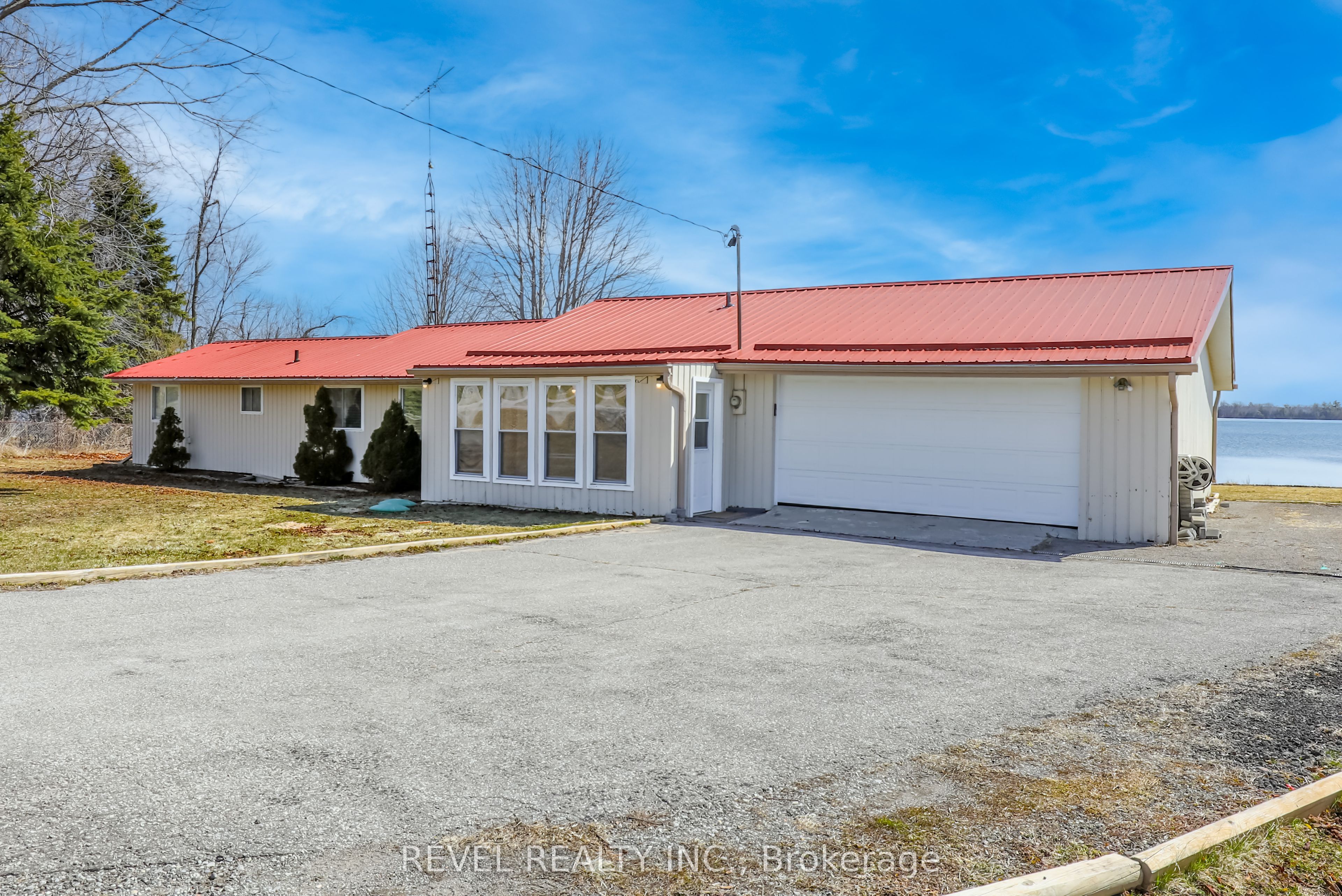 197 Washburn Island Road Property Photo