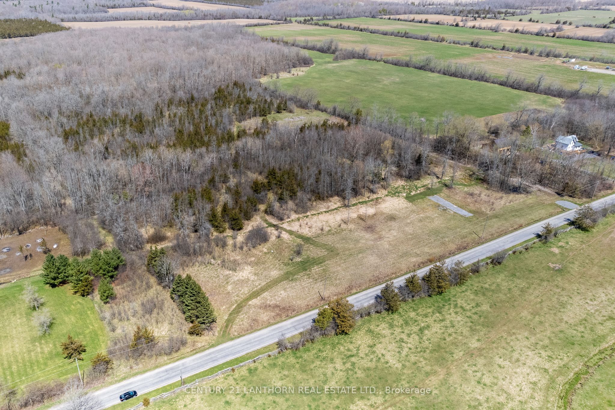 1050 Burr Road Property Photo 4